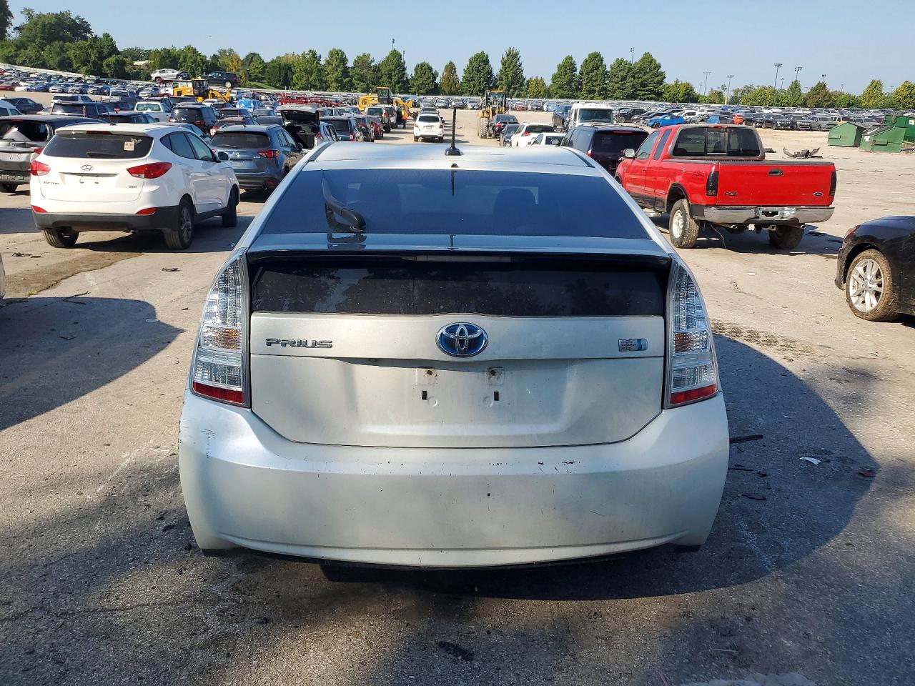 2010 Toyota Prius Iv White vin: JTDKN3DU2A1010887