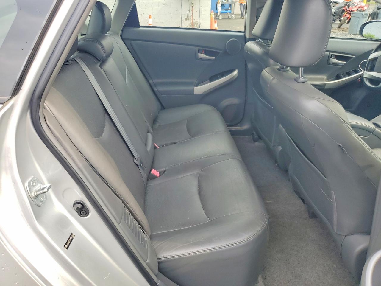 2010 Toyota Prius Iv Silver vin: JTDKN3DU2A1166654