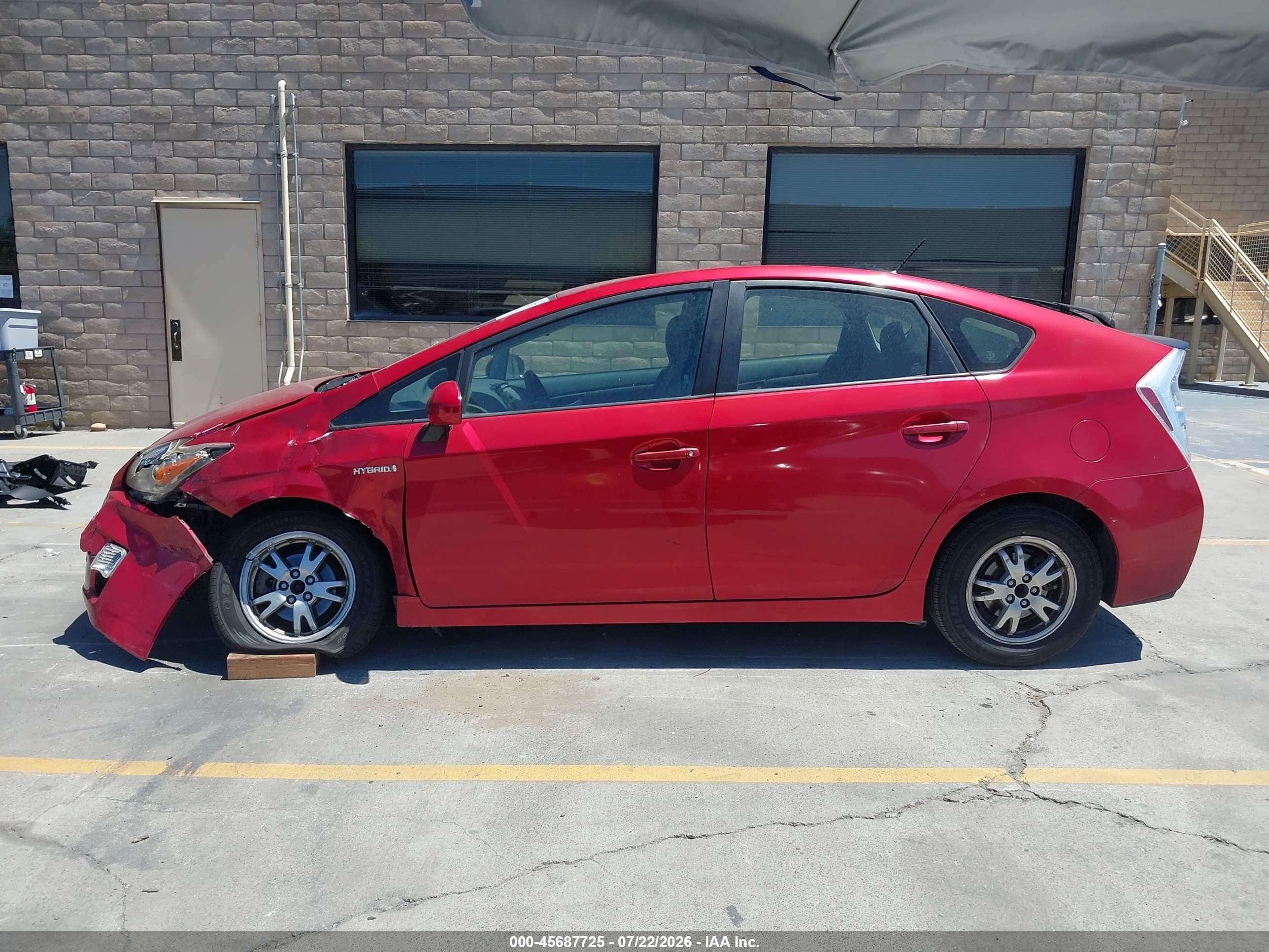 2010 Toyota Prius Iii Red vin: JTDKN3DU2A1171885