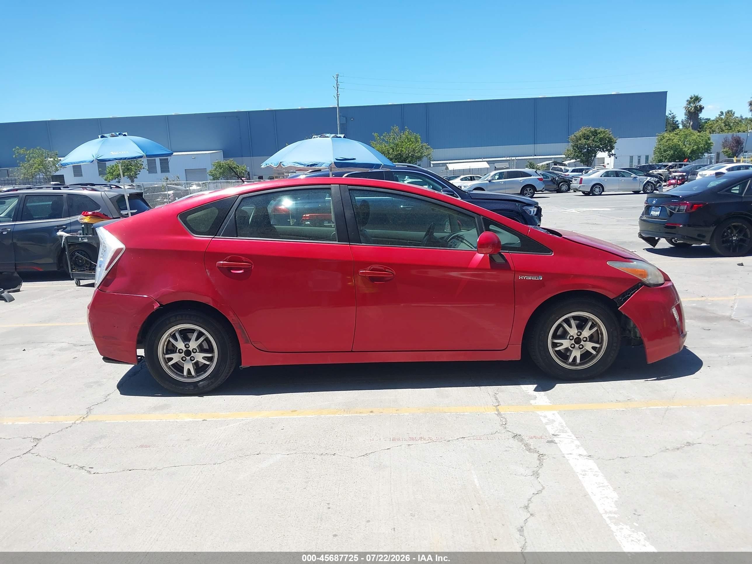 2010 Toyota Prius Iii Red vin: JTDKN3DU2A1171885