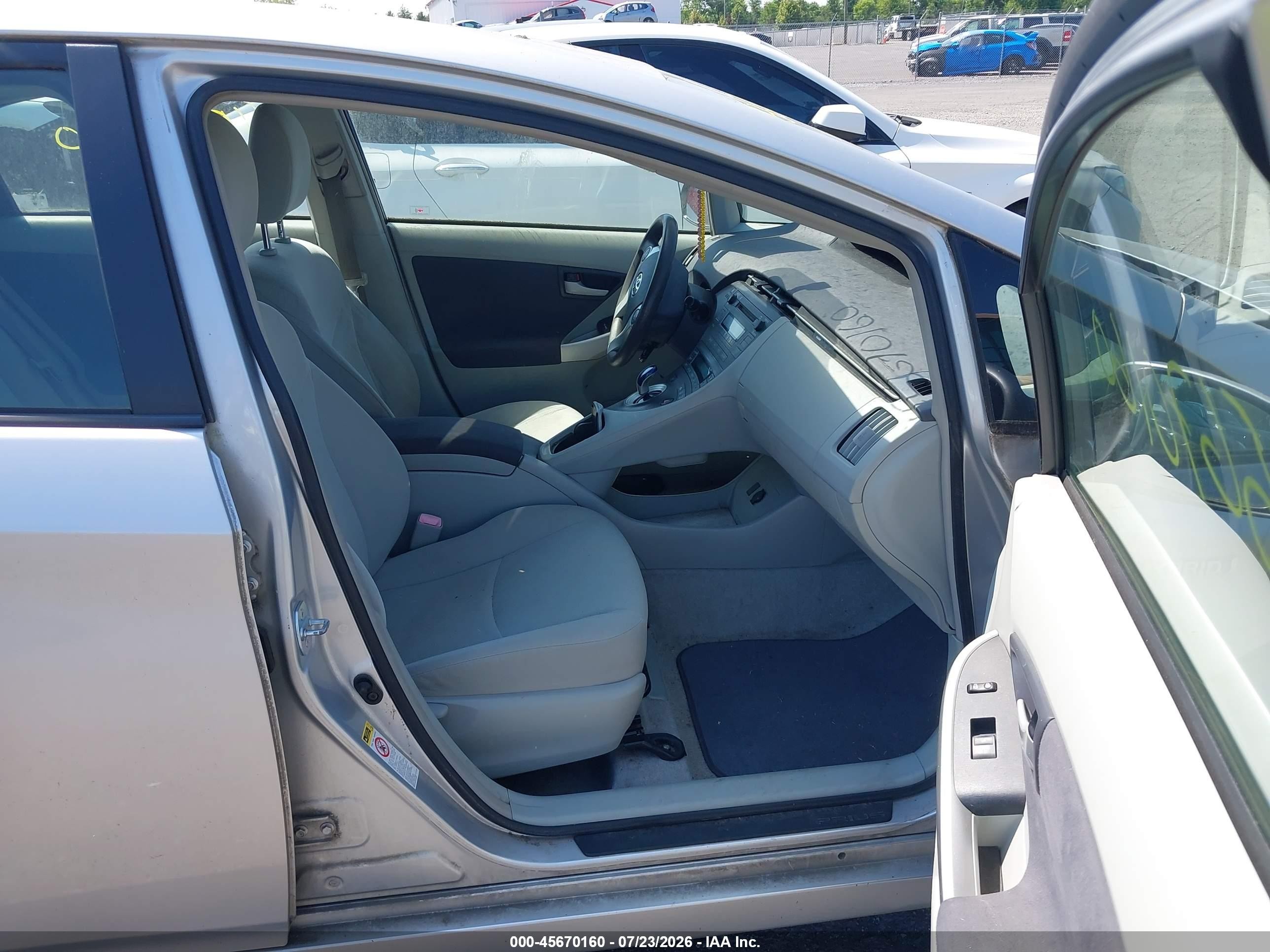 2010 Toyota Prius Ii Silver vin: JTDKN3DU2A1310056