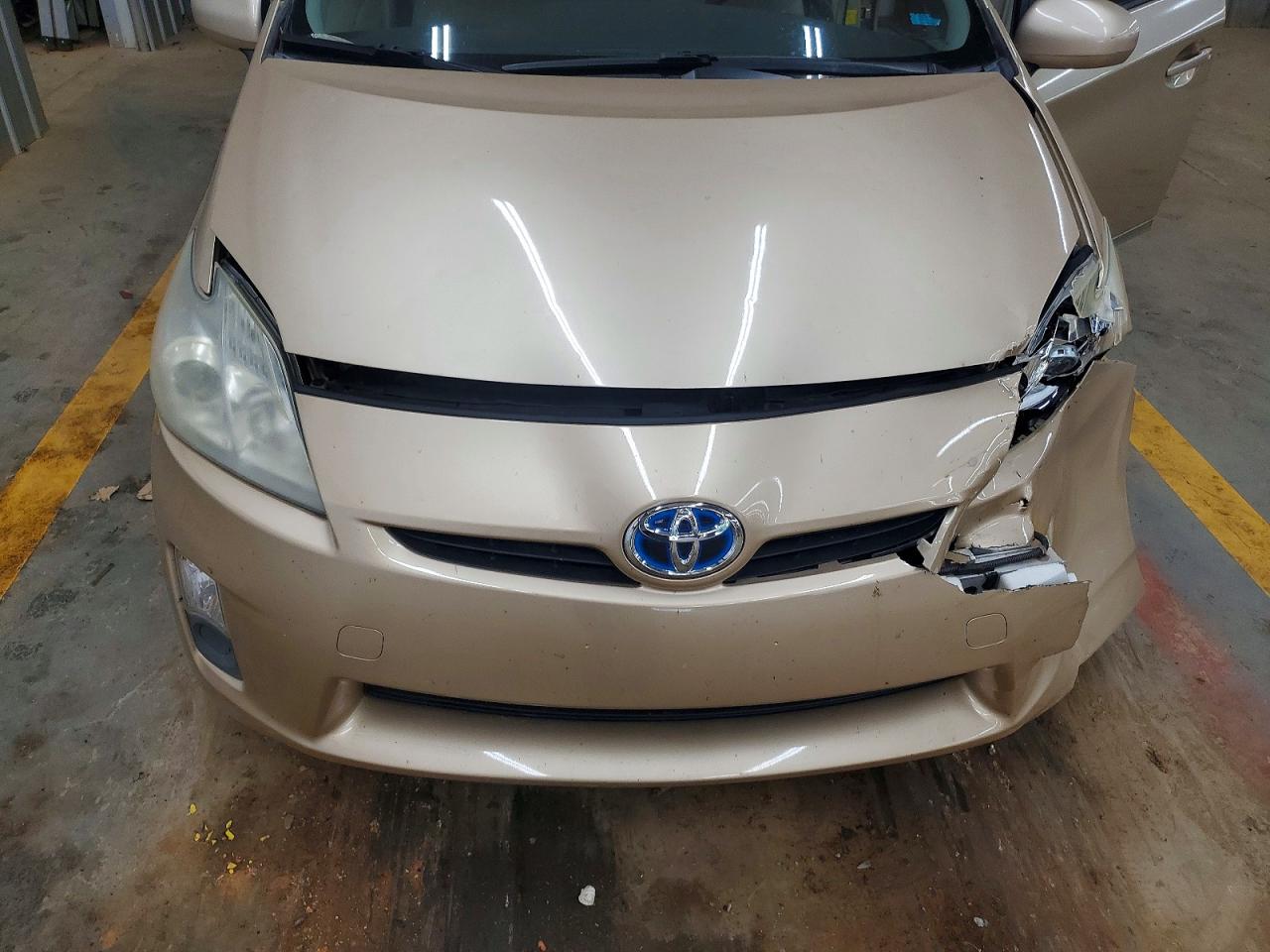 2010 Toyota Prius Ii Beige vin: JTDKN3DU2A1312809