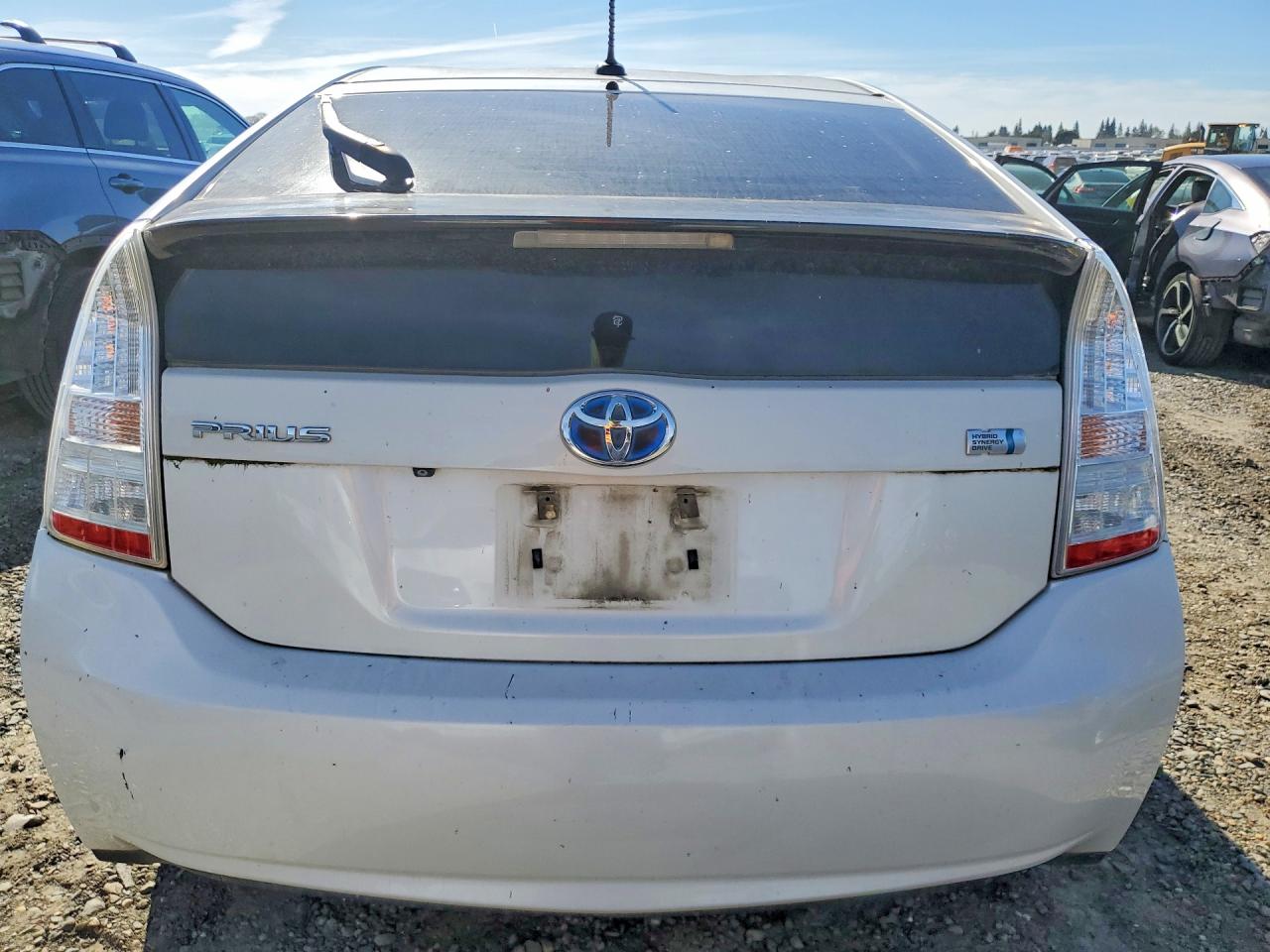 2010 Toyota Prius Iii White vin: JTDKN3DU2A5174925