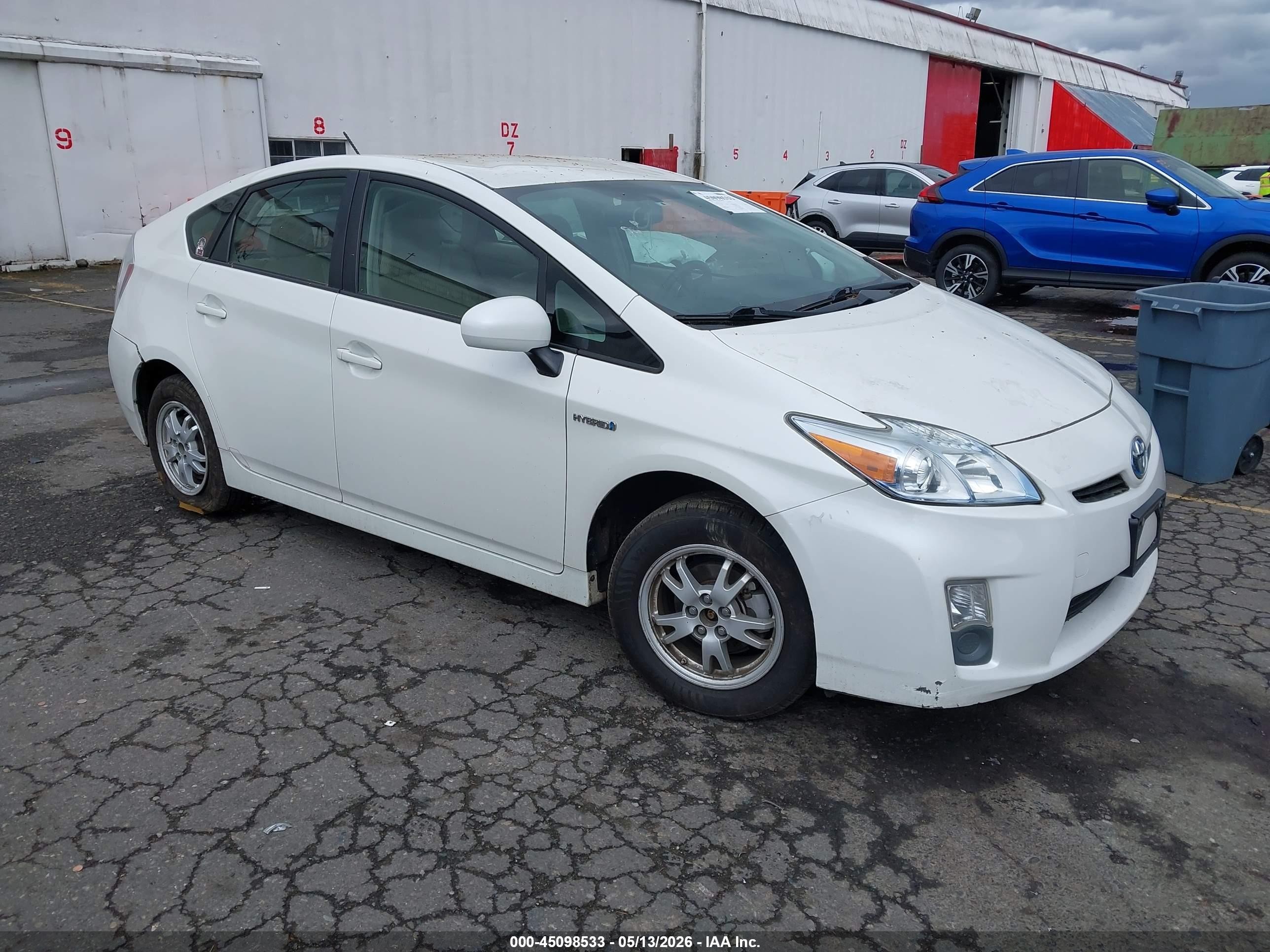 2010 Toyota Prius Ii White vin: JTDKN3DU2A5187237