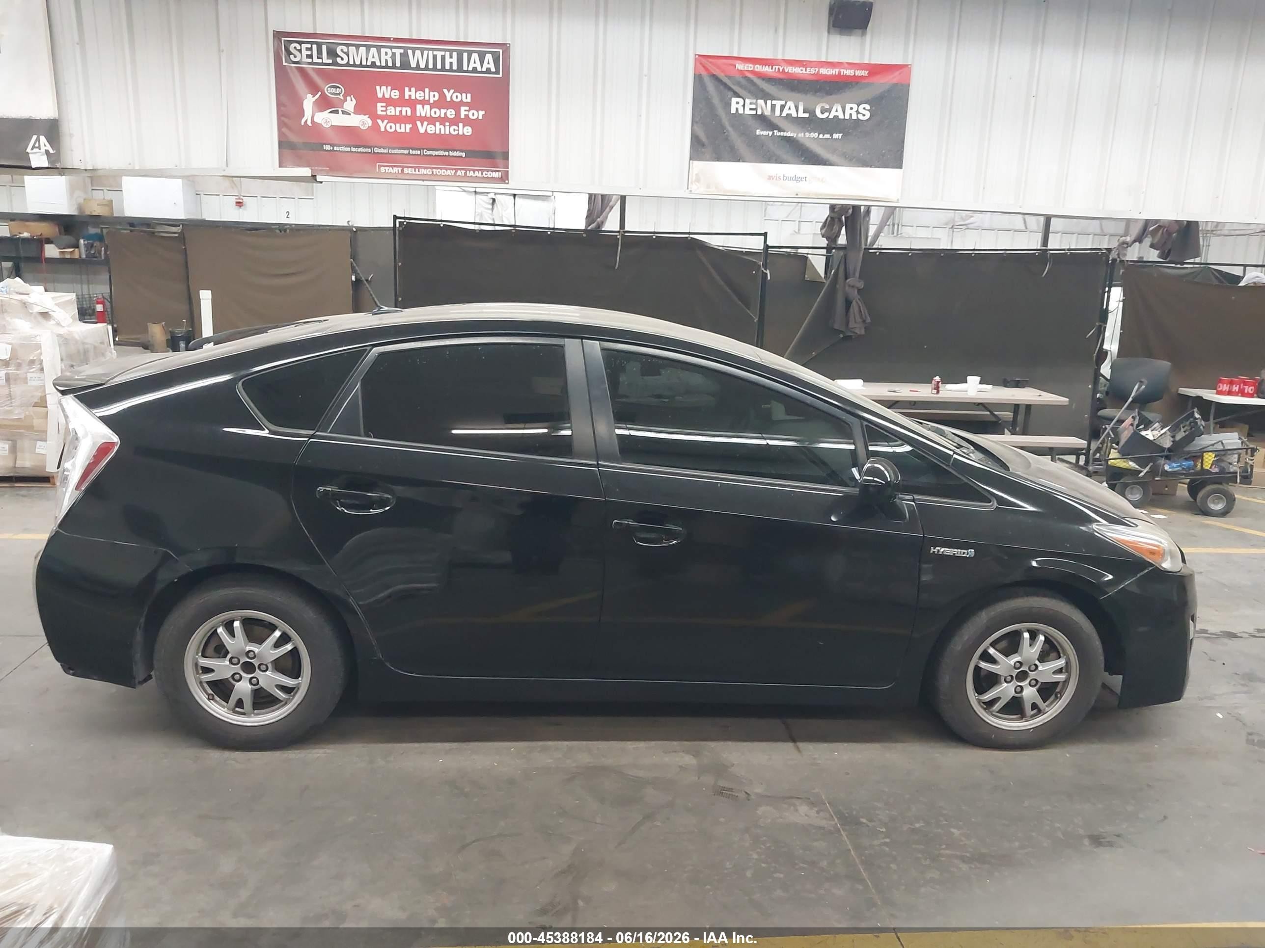 2011 Toyota Prius Four Черный vin: JTDKN3DU2B0246527