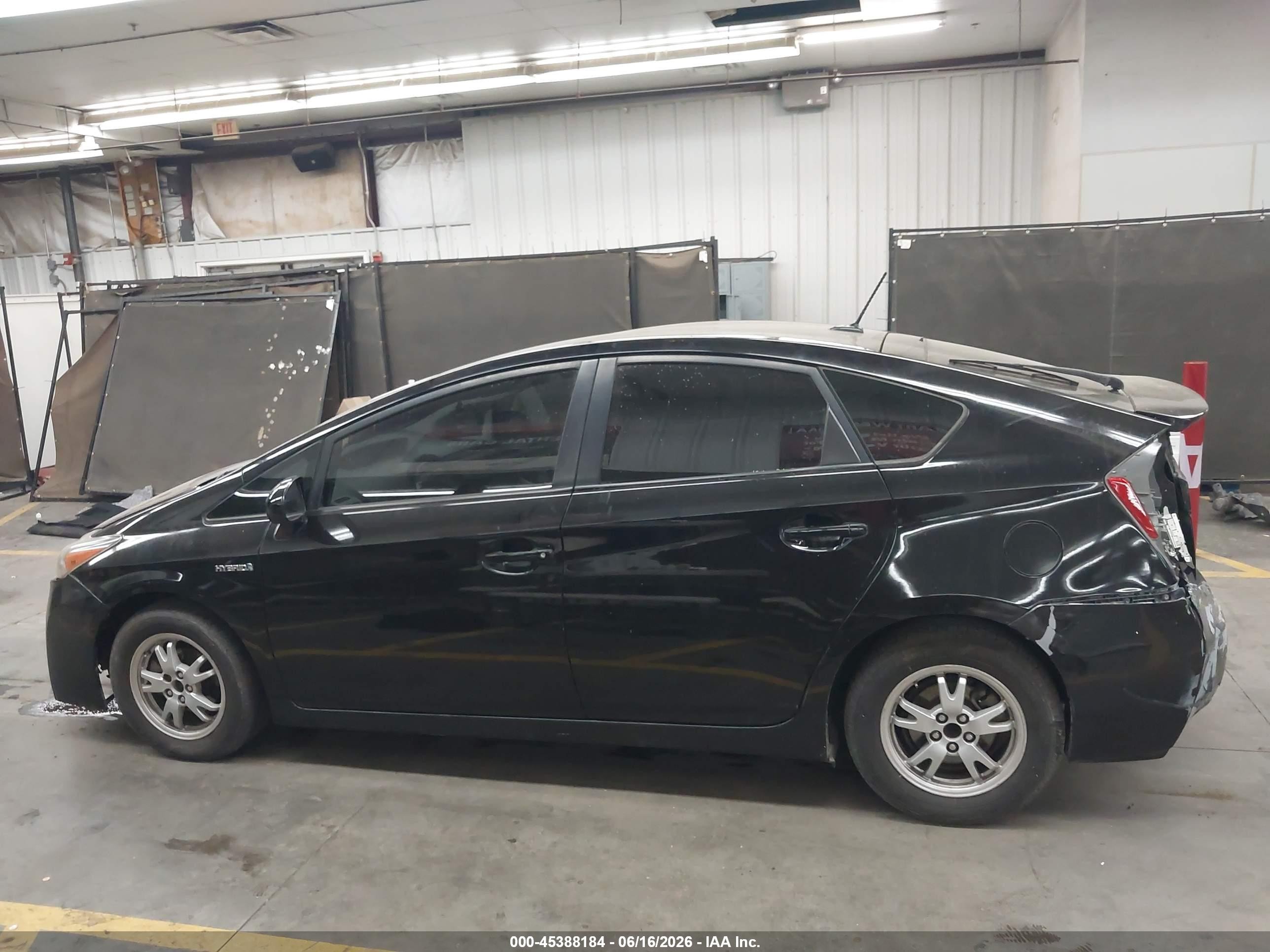 2011 Toyota Prius Four Черный vin: JTDKN3DU2B0246527