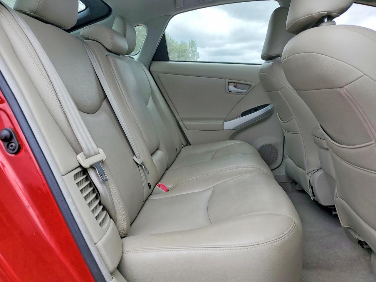 2011 Toyota Prius Two Красный vin: JTDKN3DU2B0247726