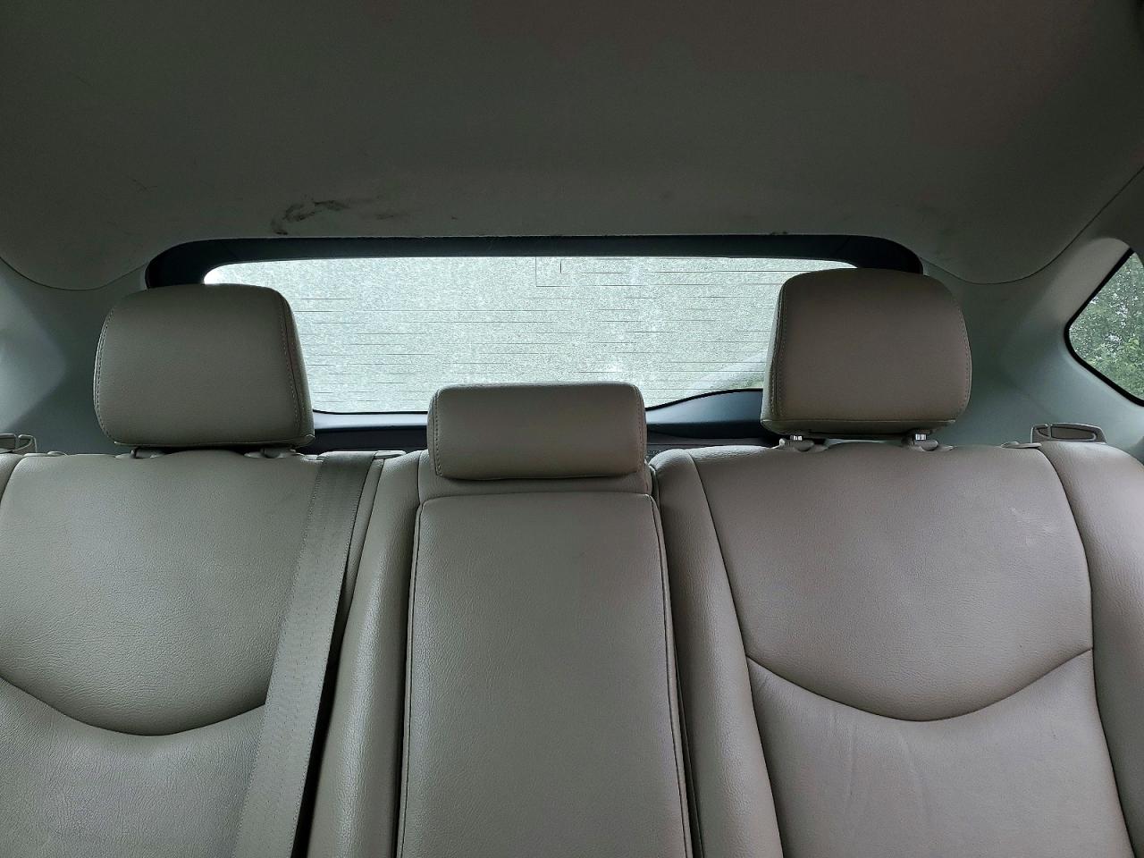 2011 Toyota Prius Two Красный vin: JTDKN3DU2B0247726