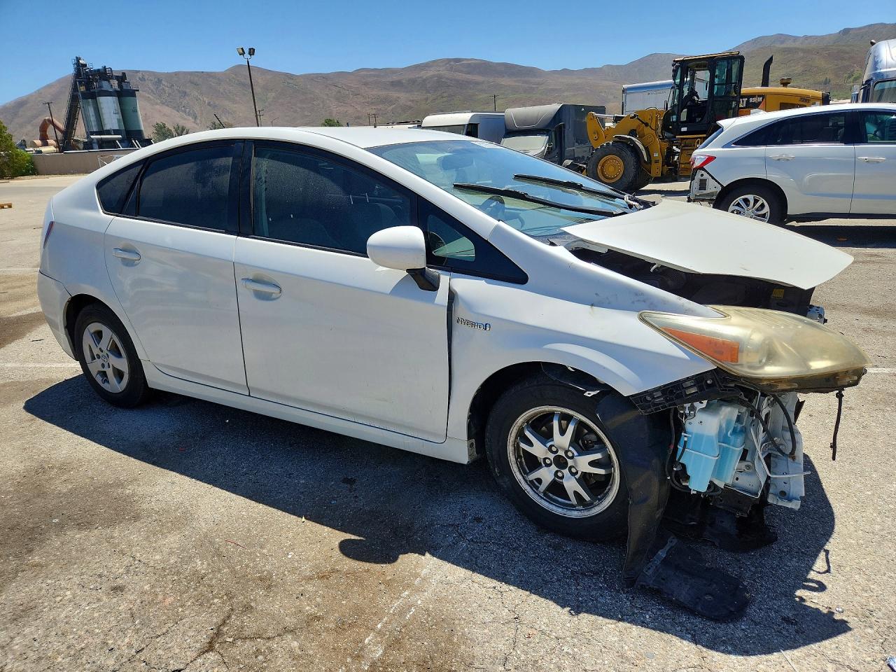 2011 Toyota Prius Three Белый vin: JTDKN3DU2B0252070
