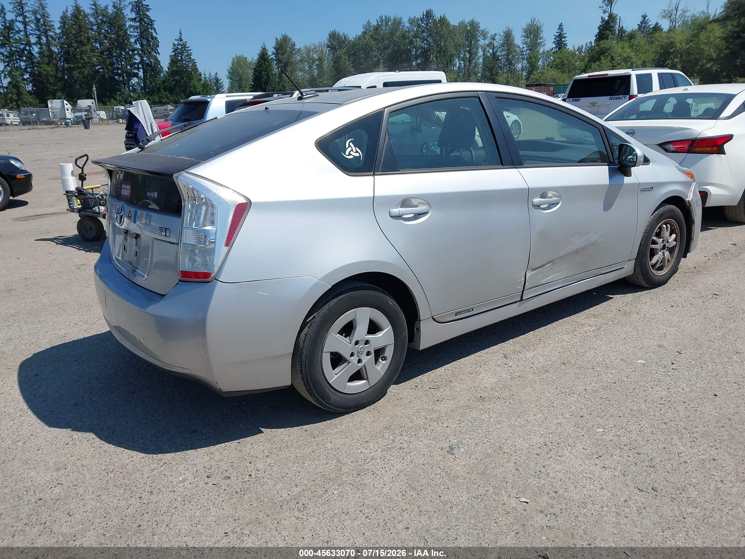 2011 Toyota Prius Two Silver vin: JTDKN3DU2B0257818