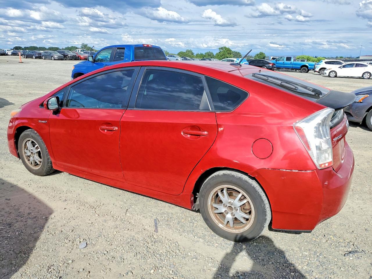 2011 Toyota Prius Three Burgundy vin: JTDKN3DU2B0258418