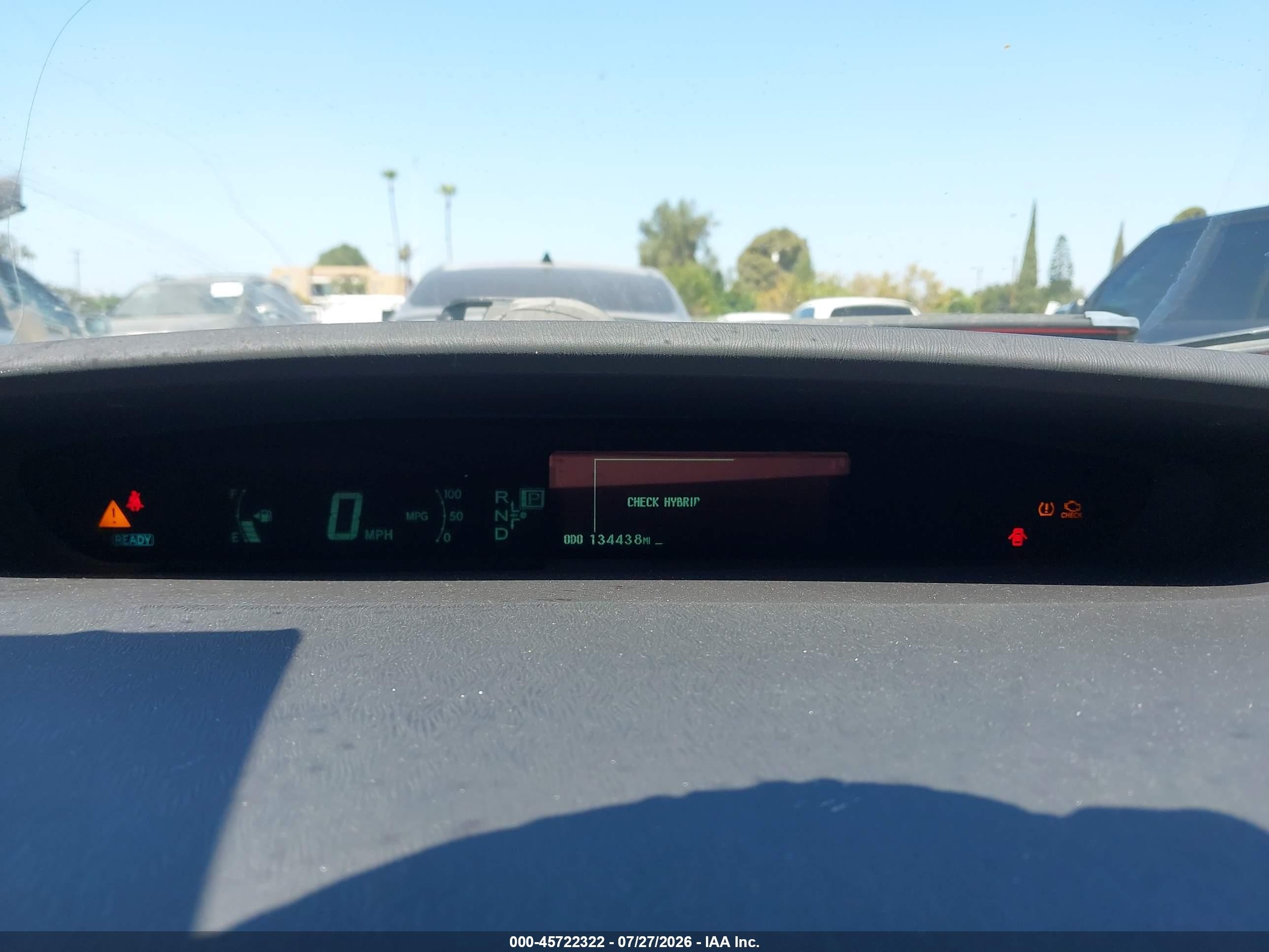 2011 Toyota Prius Two Серебряный vin: JTDKN3DU2B0268060