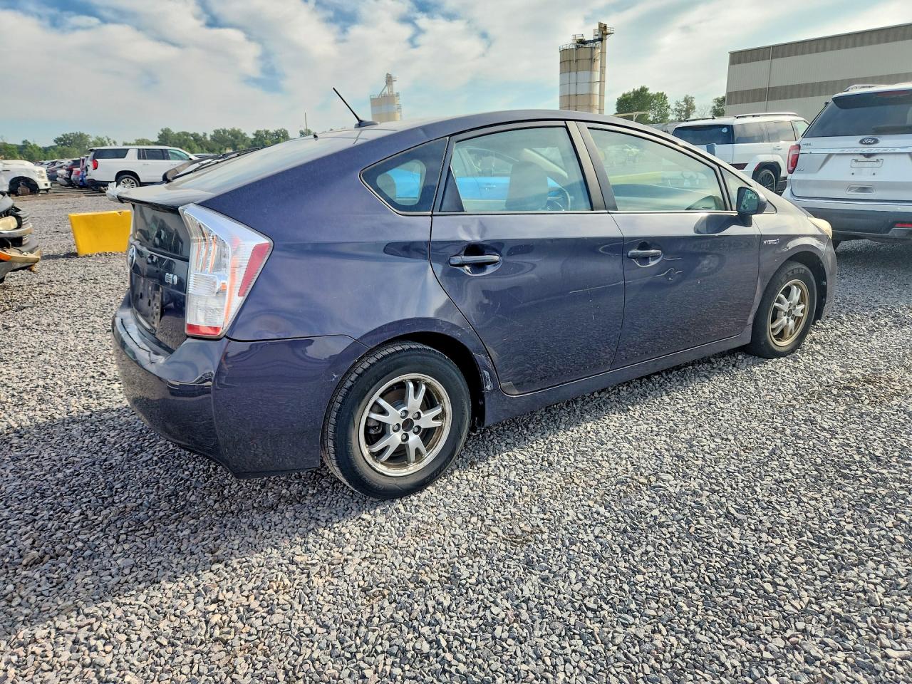 2011 Toyota Prius Two Blue vin: JTDKN3DU2B0268382