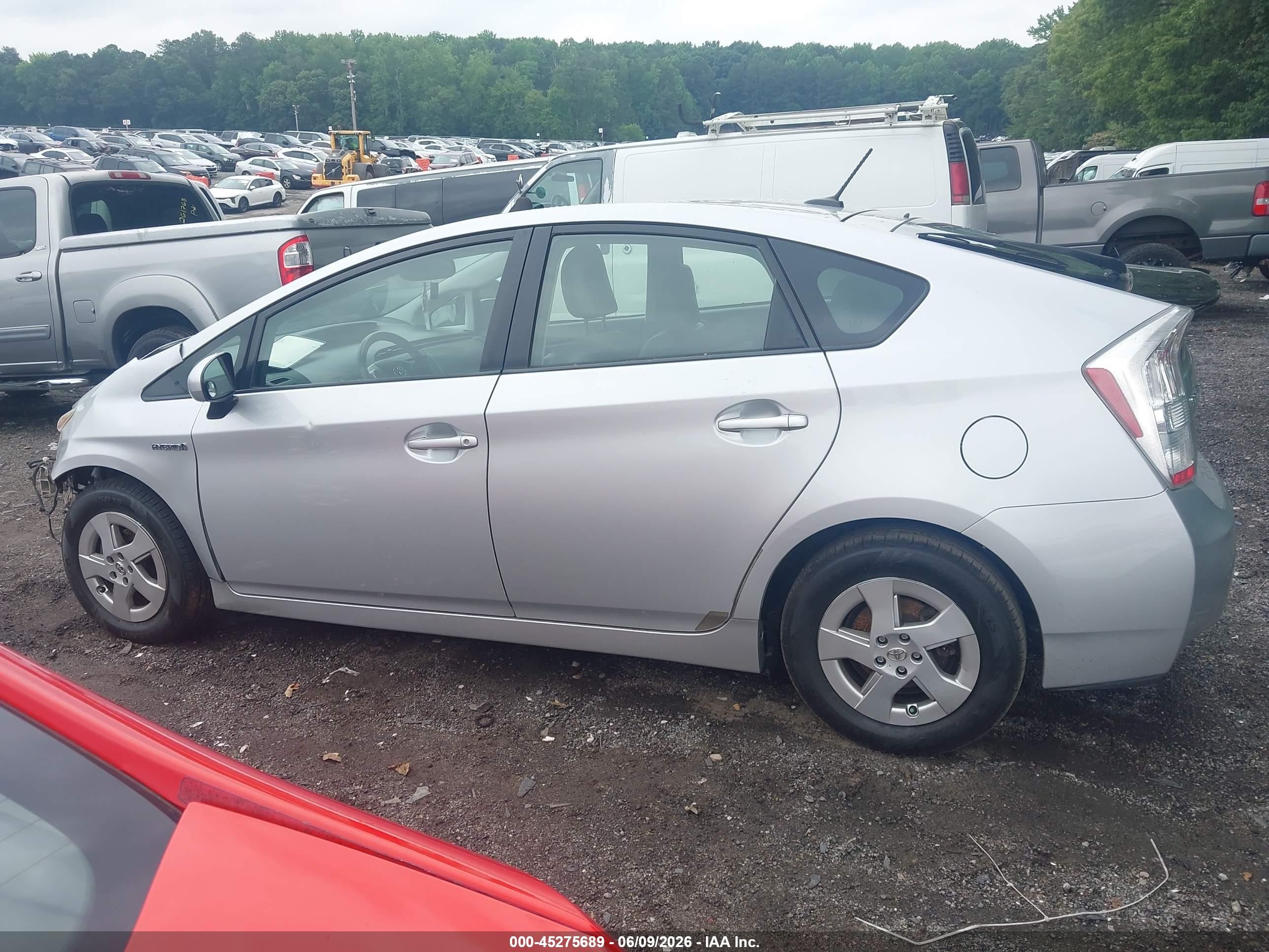 2011 Toyota Prius Four Silver vin: JTDKN3DU2B0294755