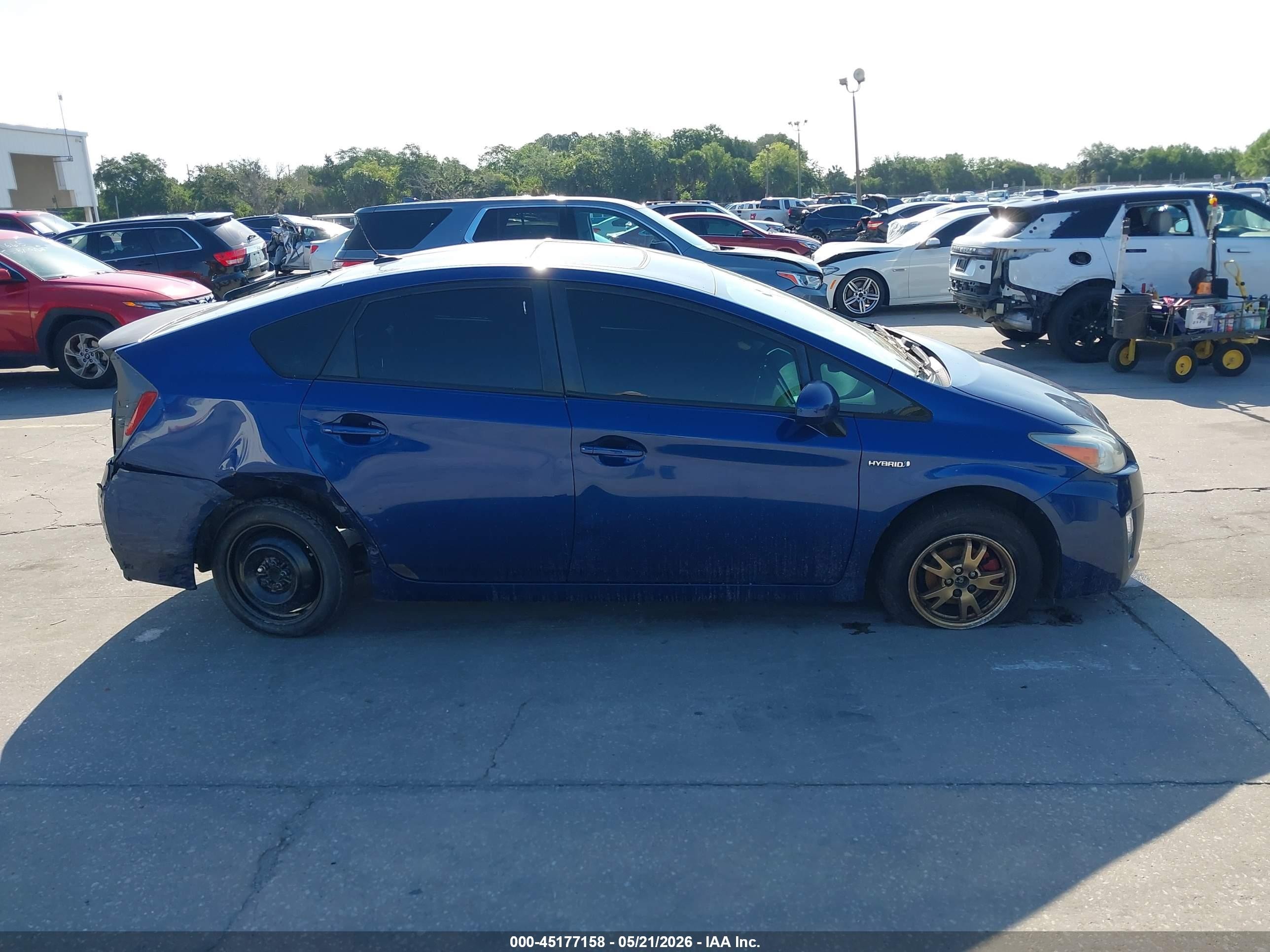 2011 Toyota Prius Two Blue vin: JTDKN3DU2B0314440