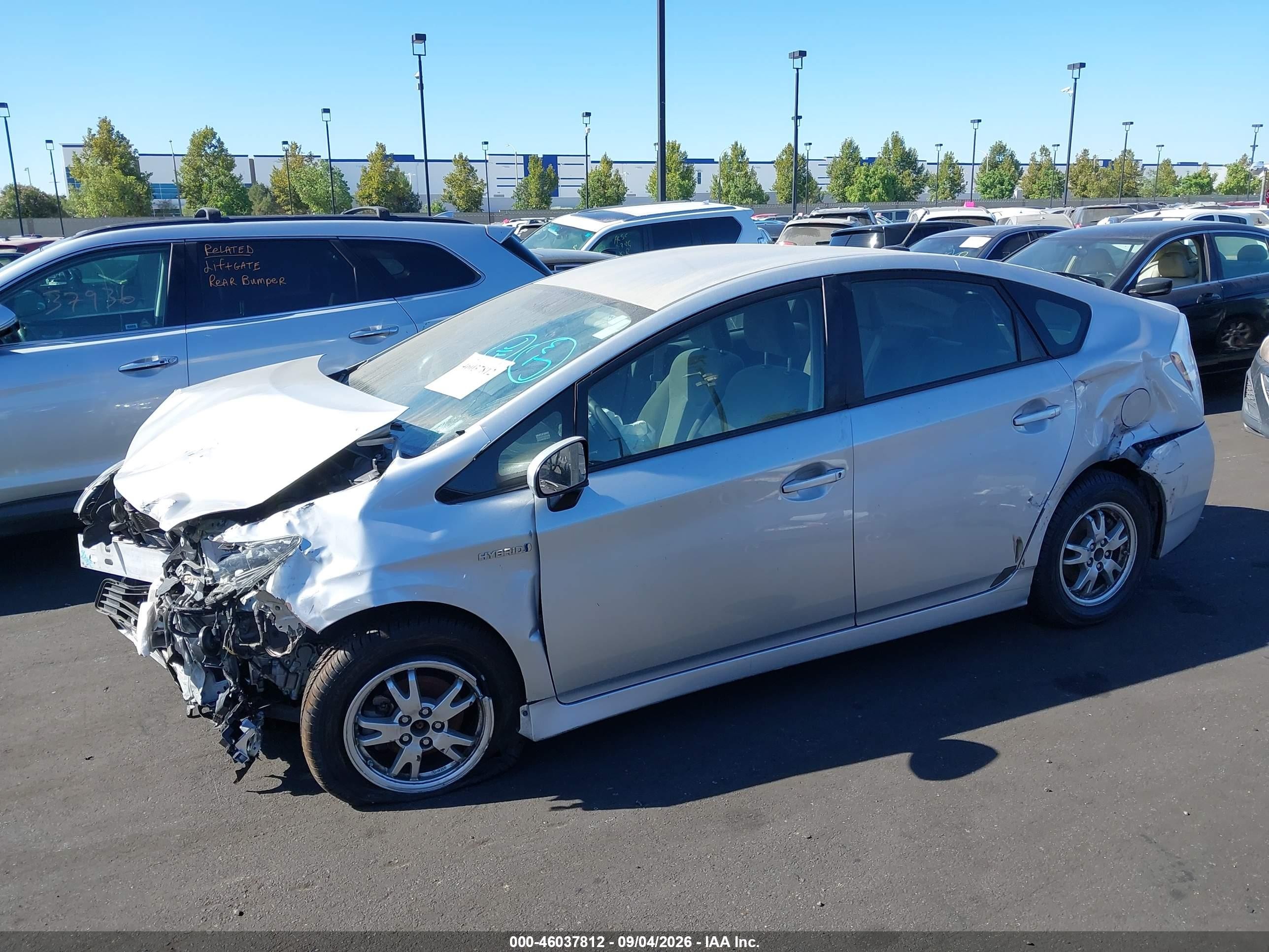 2011 Toyota Prius Two Silver vin: JTDKN3DU2B1334844