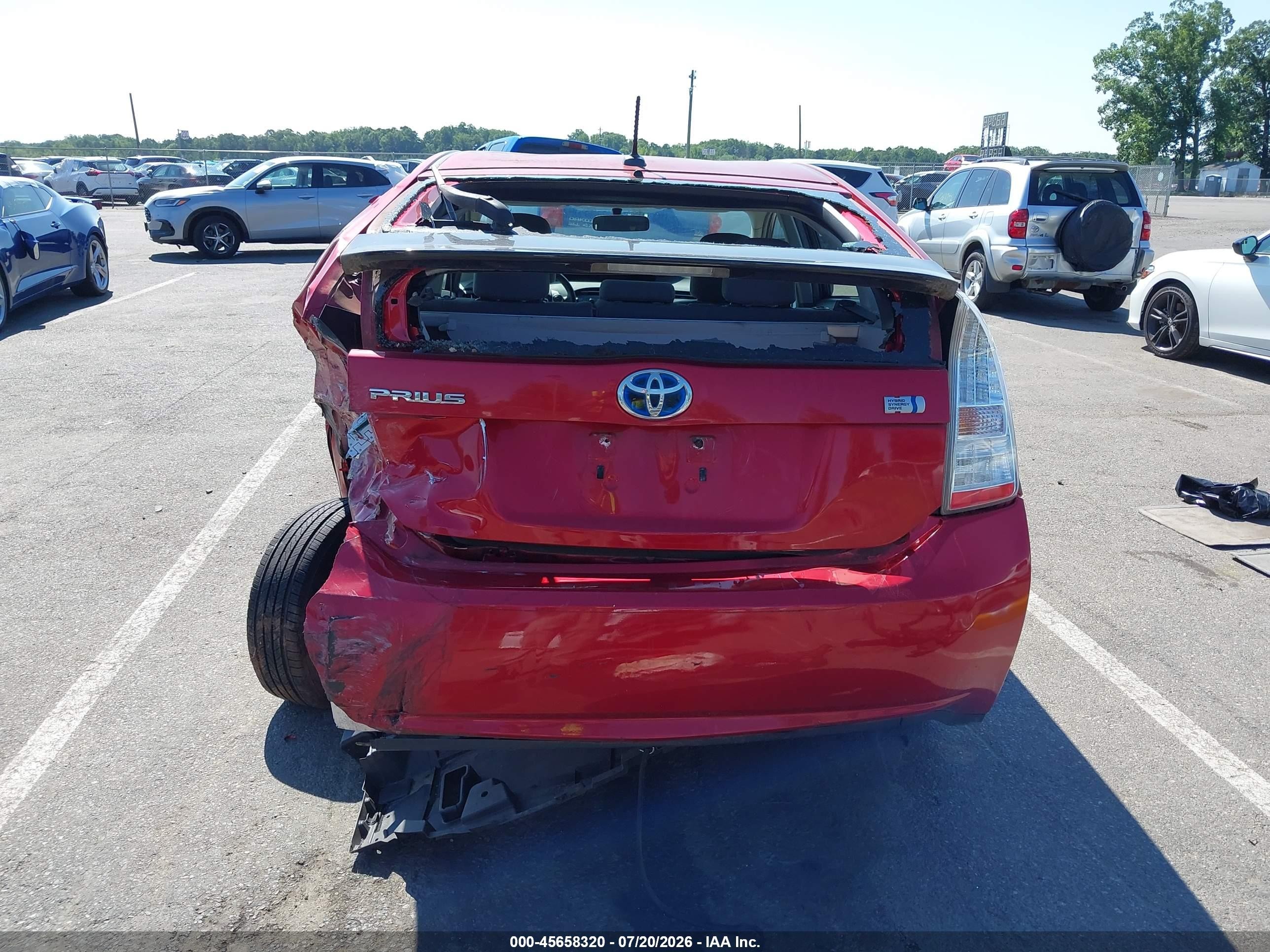 2011 Toyota Prius Three Красный vin: JTDKN3DU2B1431963