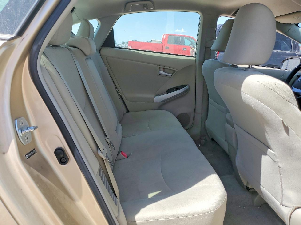 2011 Toyota Prius Two Gray vin: JTDKN3DU2B1437357