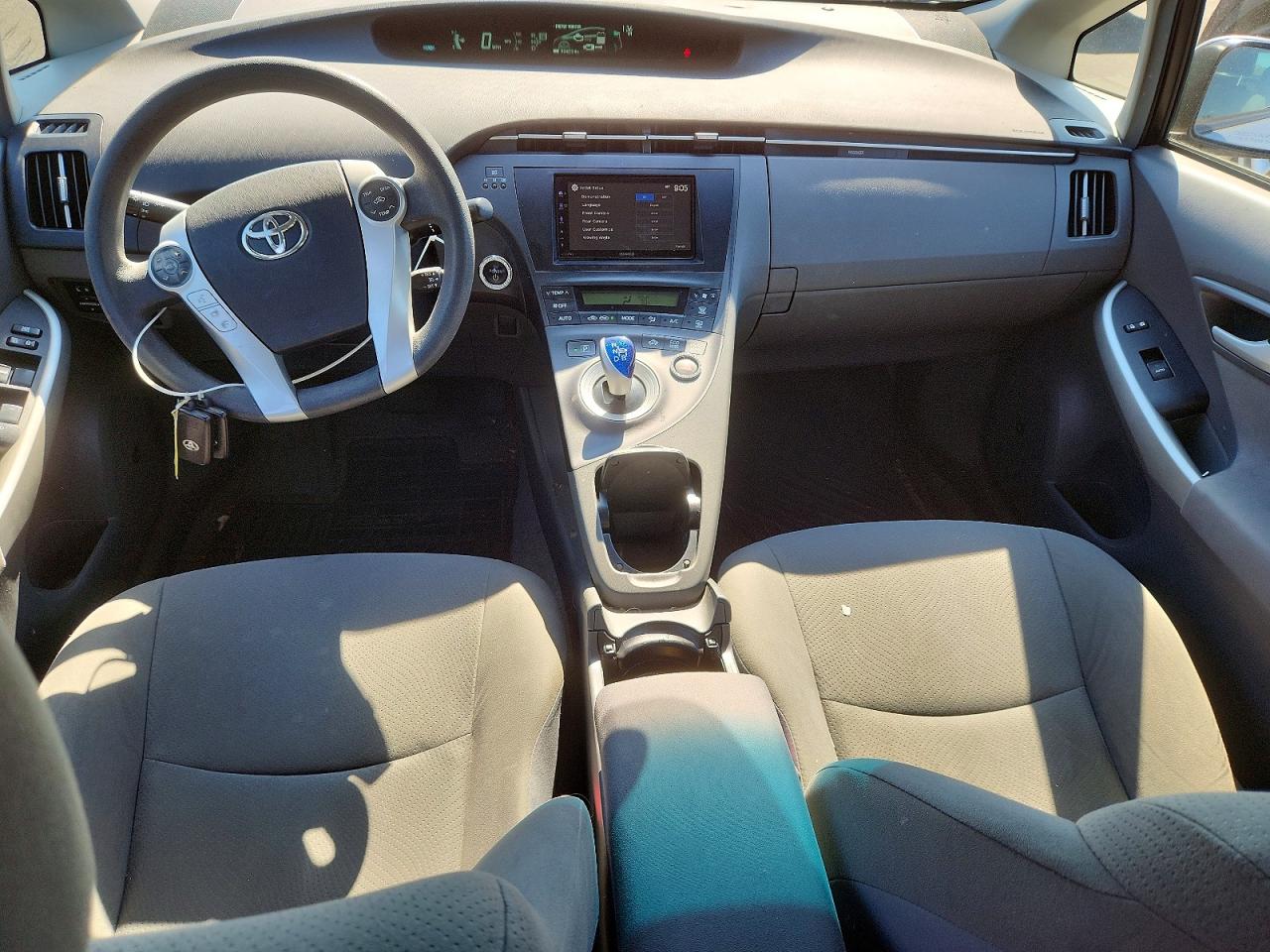 2011 Toyota Prius Three Silver vin: JTDKN3DU2B5349384