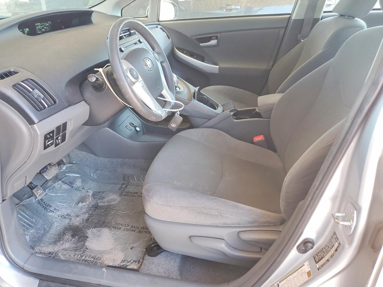 2011 Toyota Prius Three Серебряный vin: JTDKN3DU2B5368761