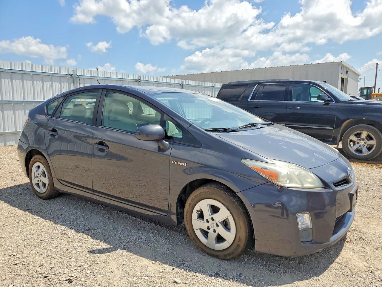 2011 Toyota Prius Two Gray vin: JTDKN3DU2B5372177