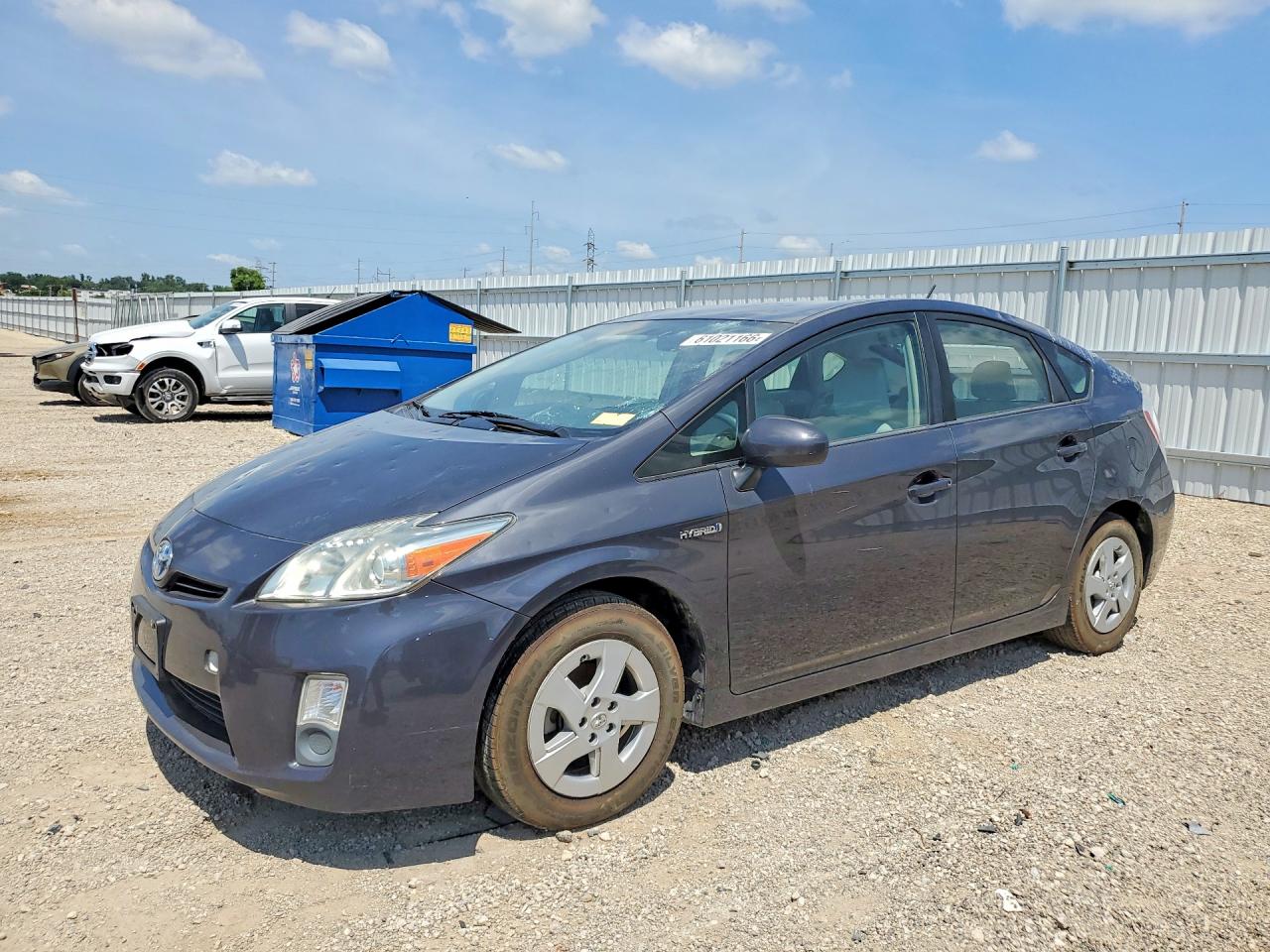 2011 Toyota Prius Two Gray vin: JTDKN3DU2B5372177