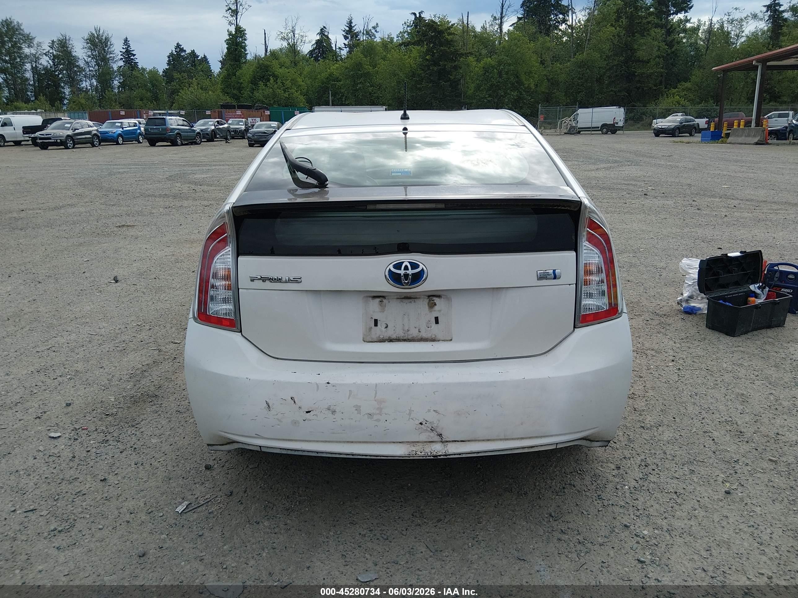 2012 Toyota Prius Two White vin: JTDKN3DU2C0335046