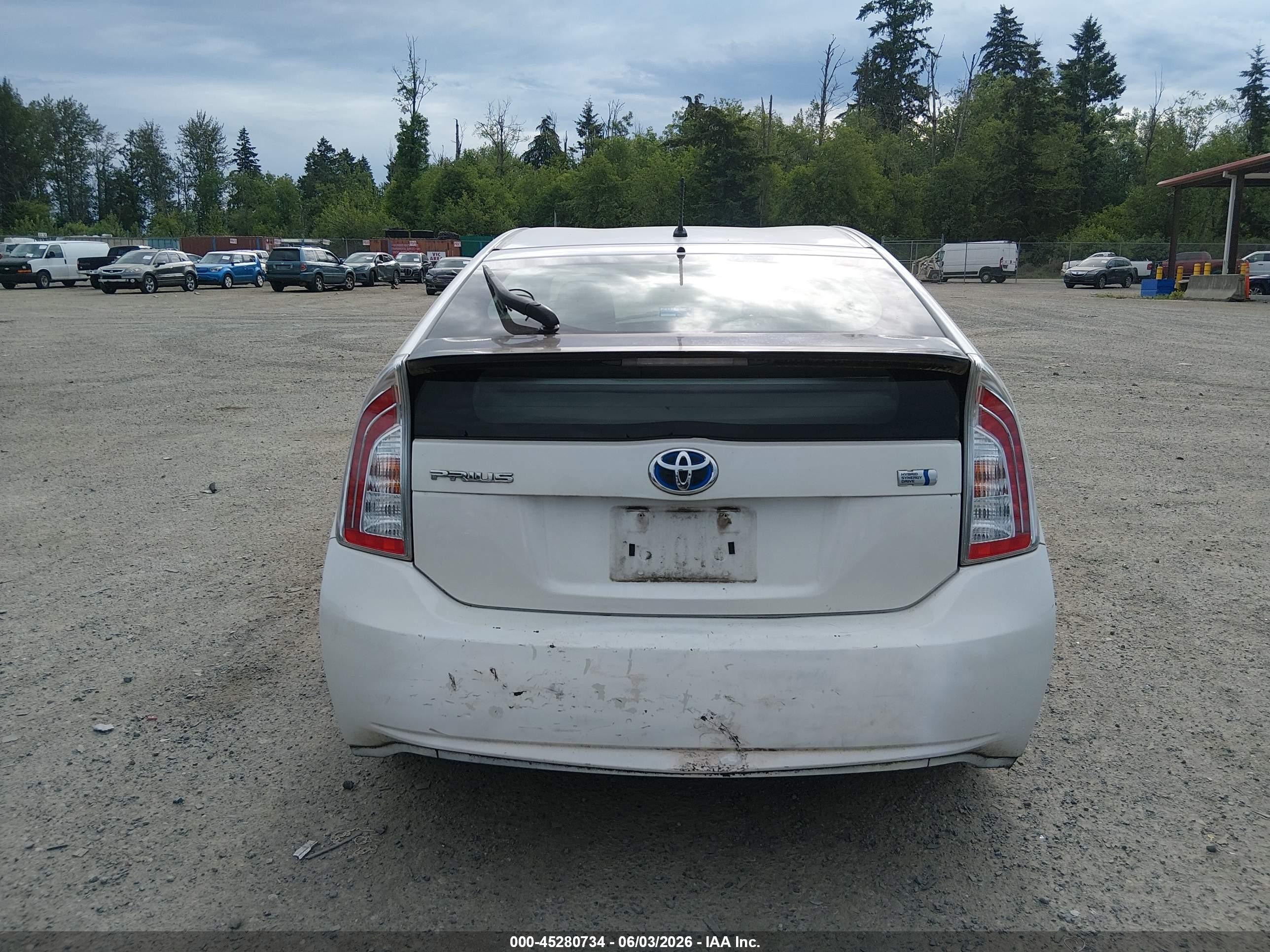 2012 Toyota Prius Two White vin: JTDKN3DU2C0335046