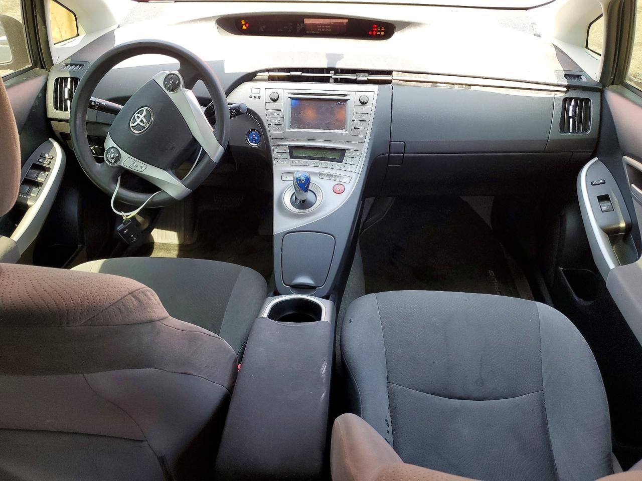 2012 Toyota Prius Two Red vin: JTDKN3DU2C1531367