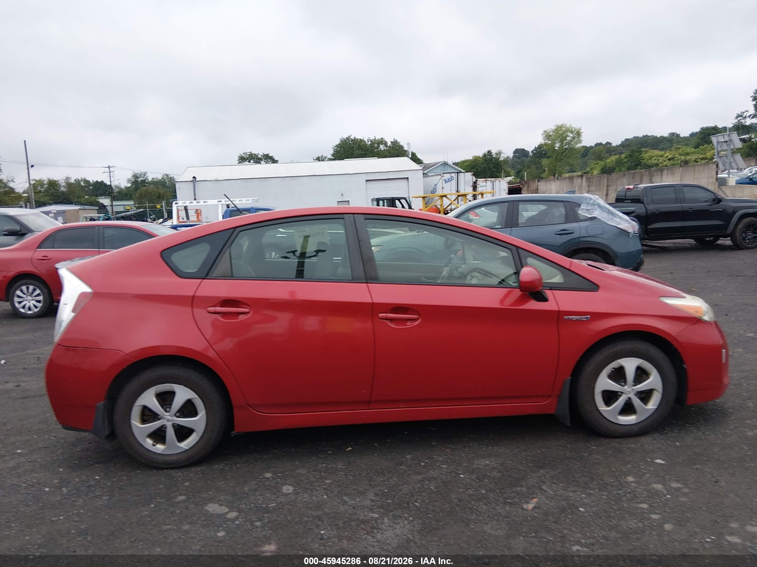 2012 Toyota Prius Two Red vin: JTDKN3DU2C1532566
