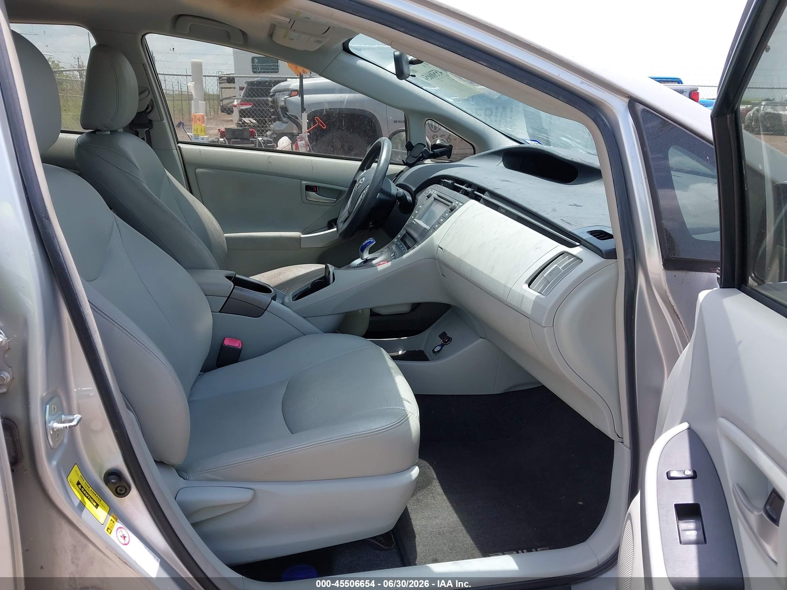 2012 Toyota Prius Three Silver vin: JTDKN3DU2C1545172