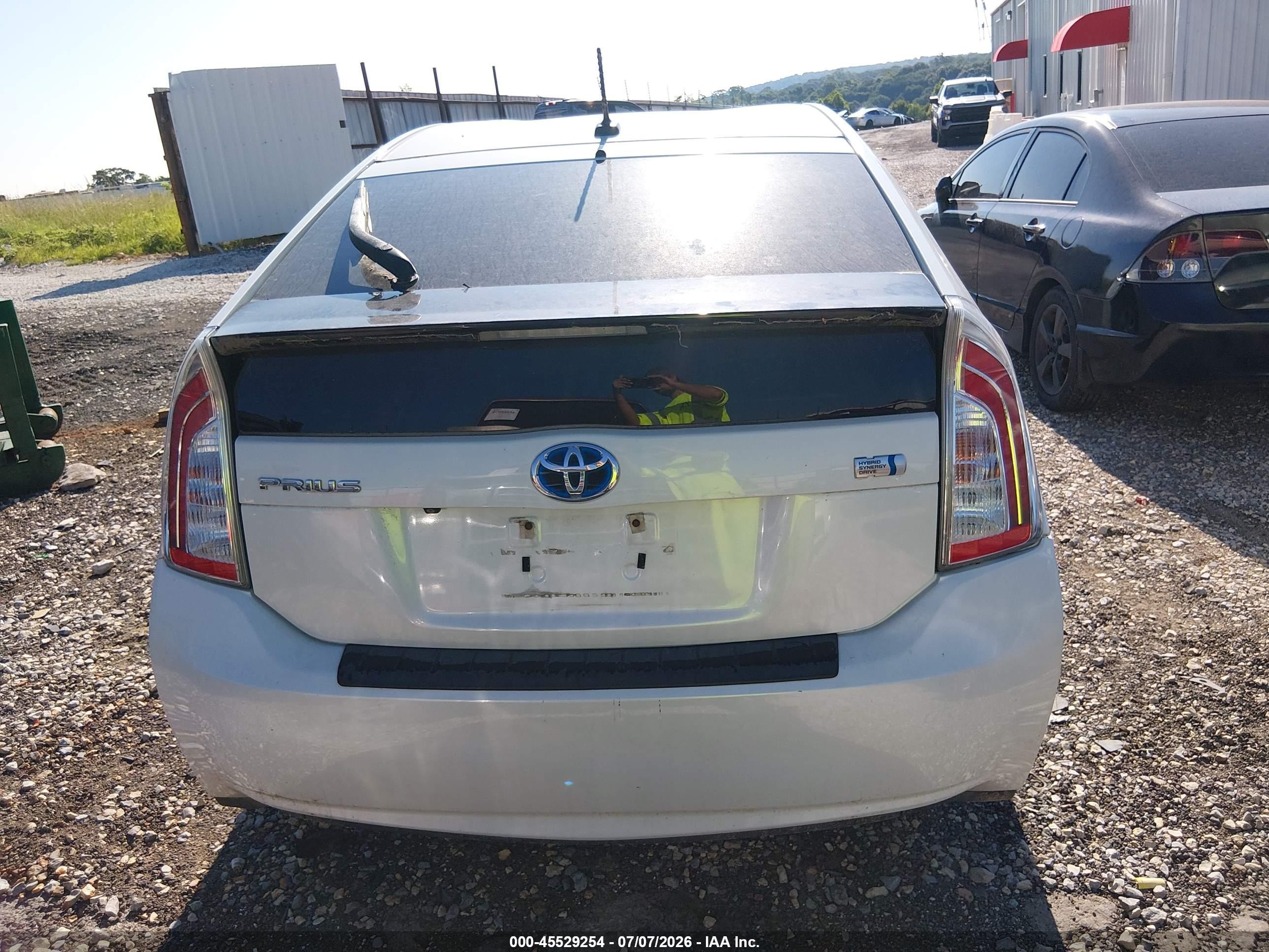 2012 Toyota Prius   White vin: JTDKN3DU2C1554678