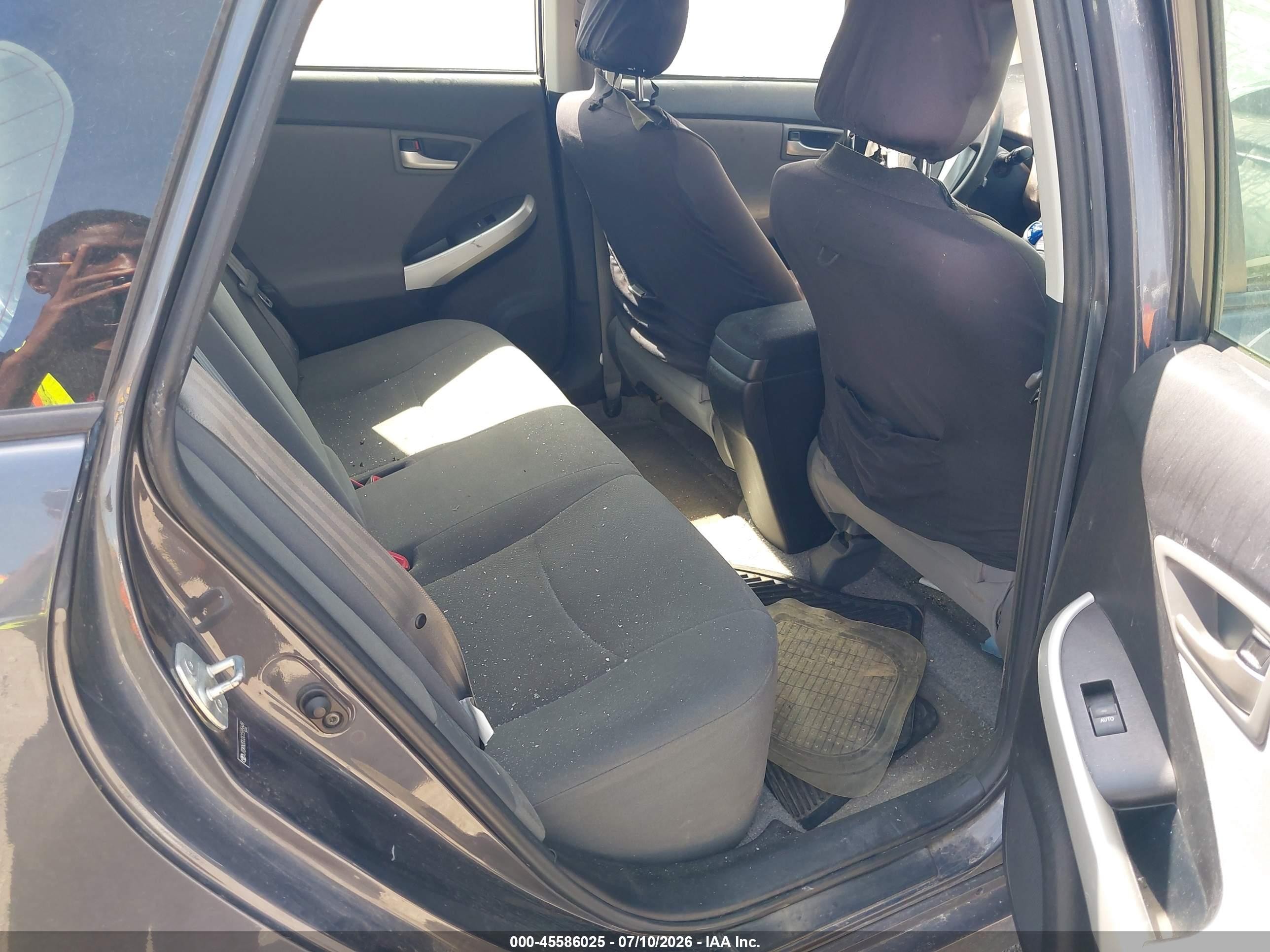 2012 Toyota Prius Two Gray vin: JTDKN3DU2C1595649