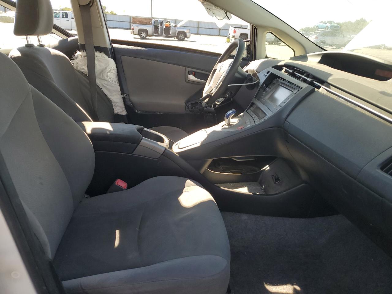 2012 Toyota Prius White vin: JTDKN3DU2C1607718
