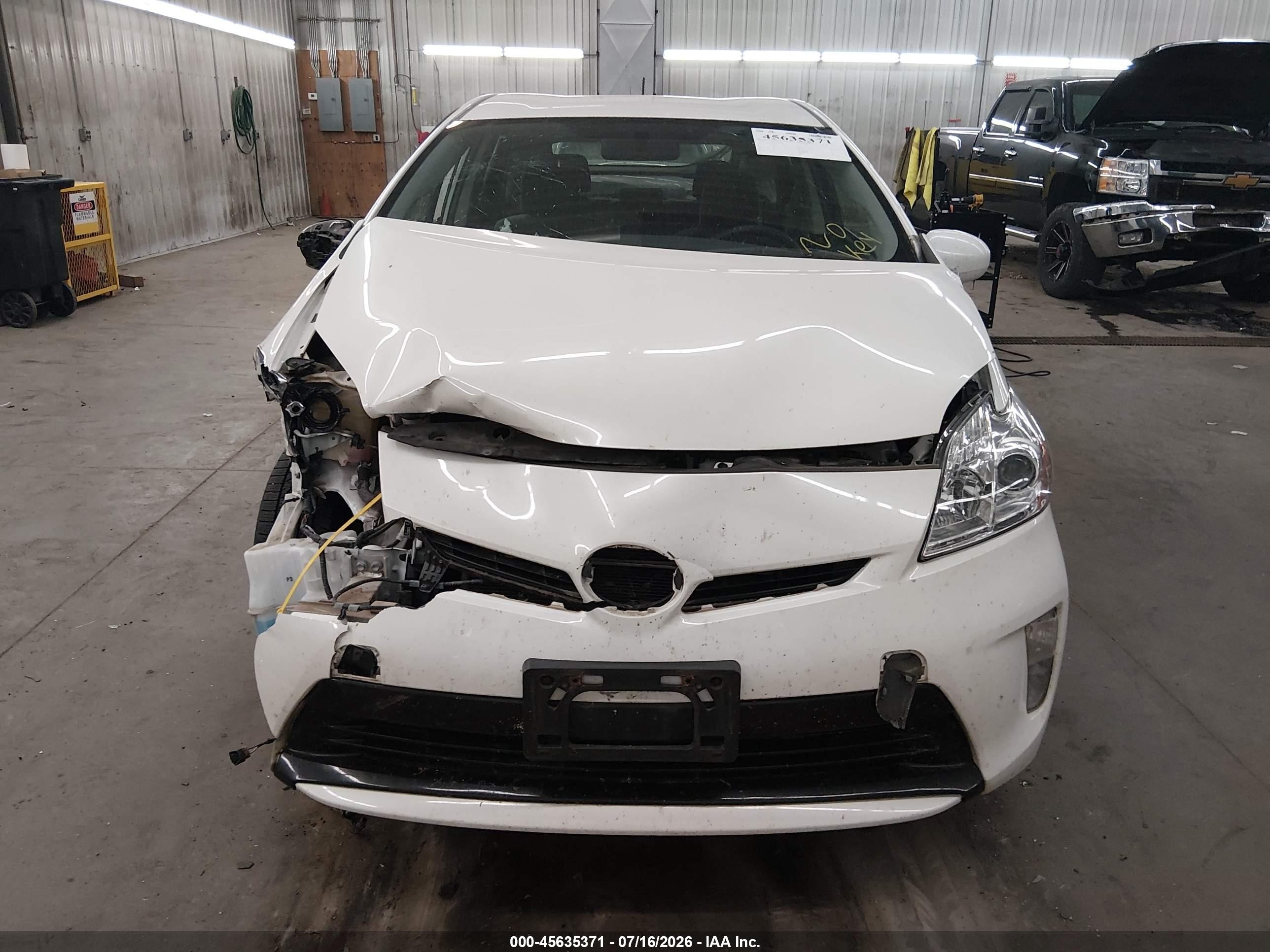2012 Toyota Prius Two White vin: JTDKN3DU2C5375422