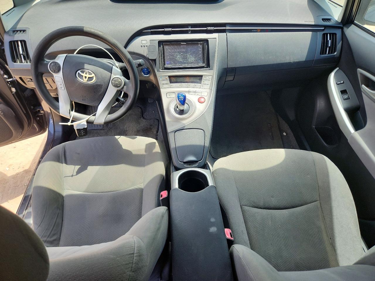 2012 Toyota Prius Two Серый vin: JTDKN3DU2C5377834