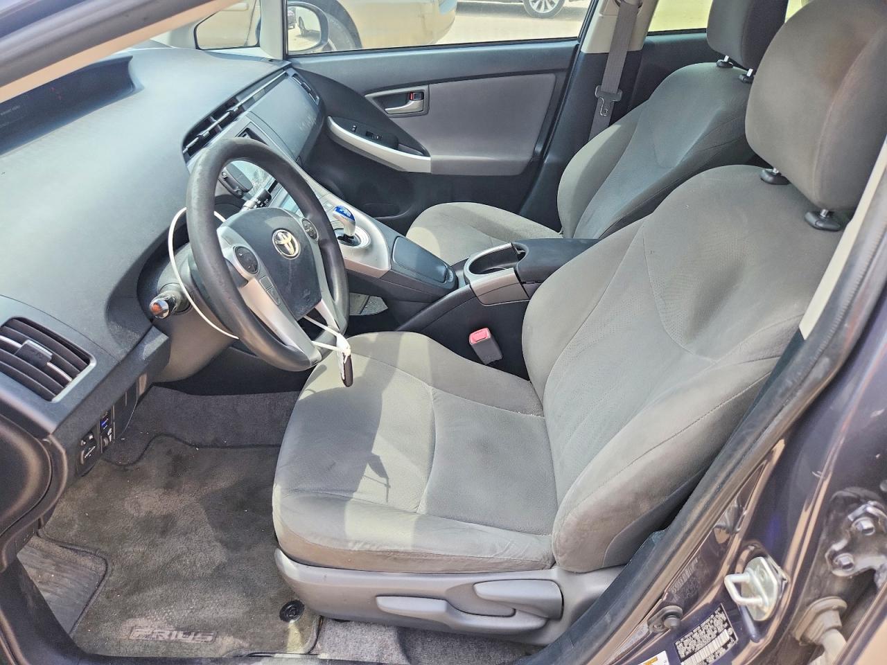 2012 Toyota Prius Two Серый vin: JTDKN3DU2C5377834