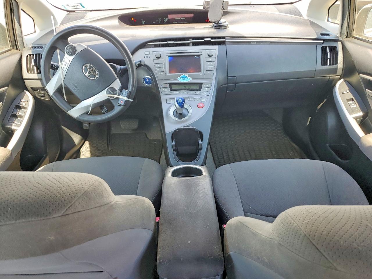 2012 Toyota Prius Two White vin: JTDKN3DU2C5398229