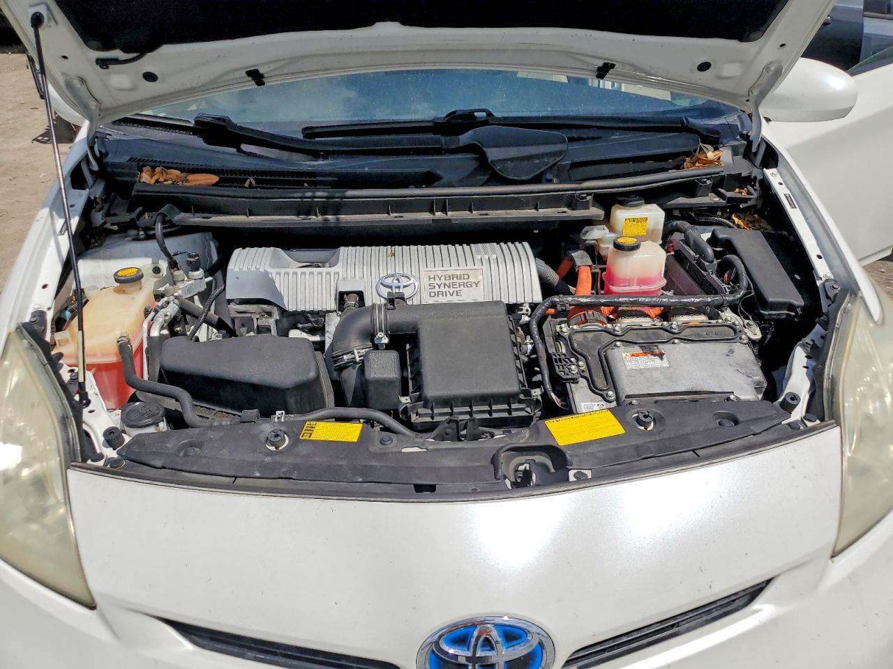 2012 Toyota Prius Two White vin: JTDKN3DU2C5399512