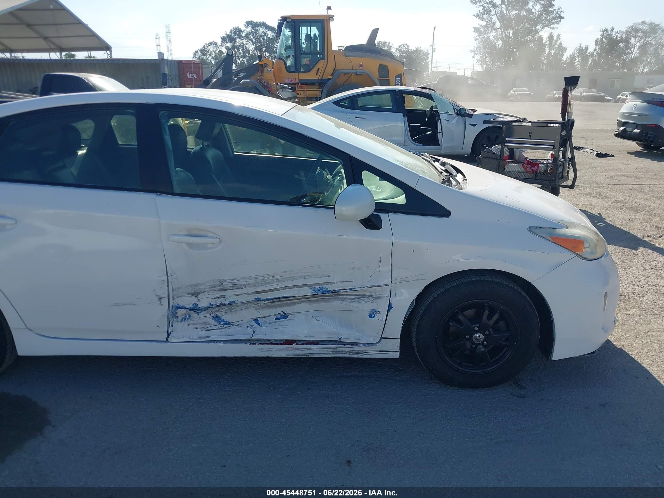 2012 Toyota Prius Three White vin: JTDKN3DU2C5408239
