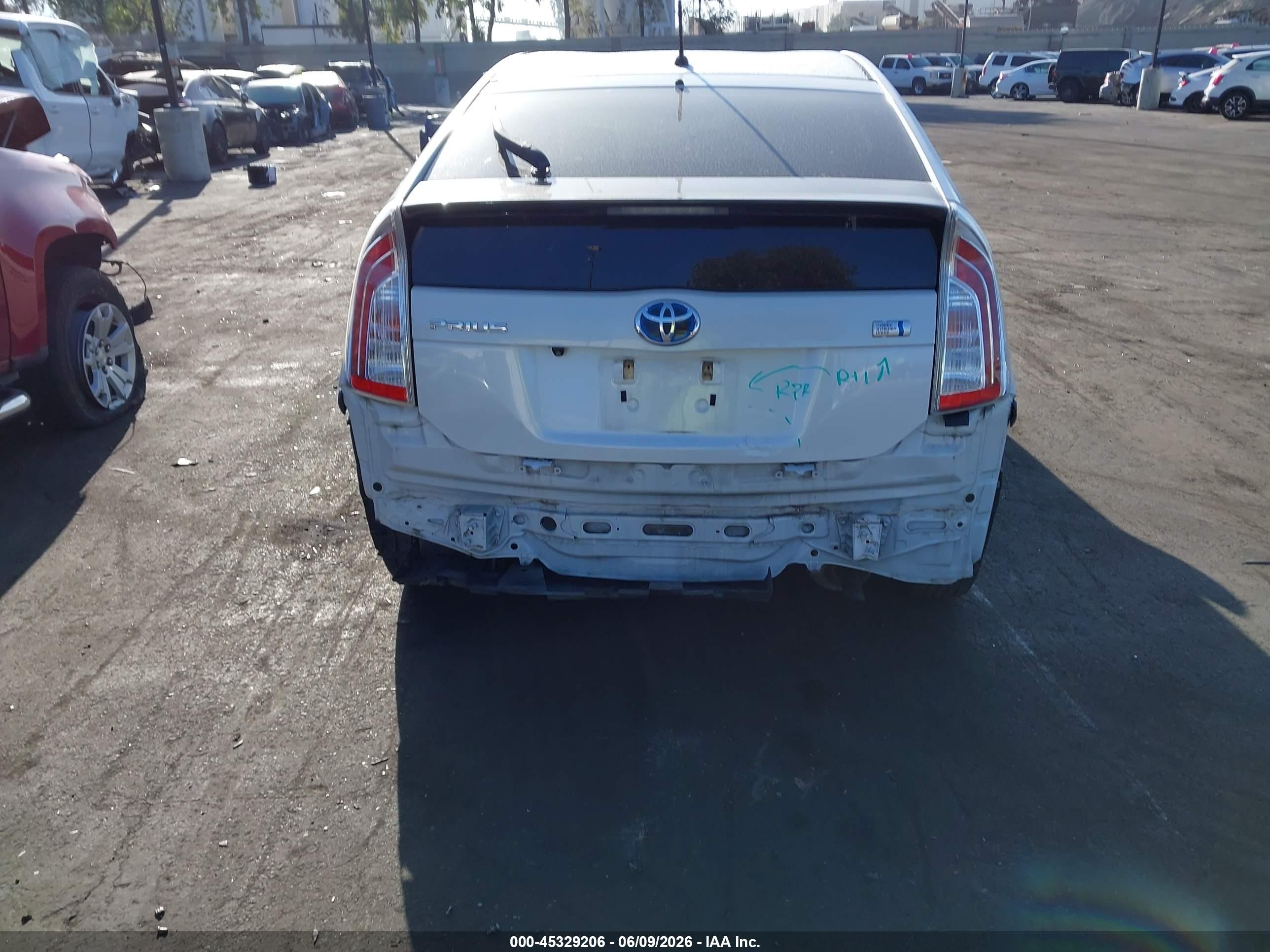 2012 Toyota Prius Two White vin: JTDKN3DU2C5412470