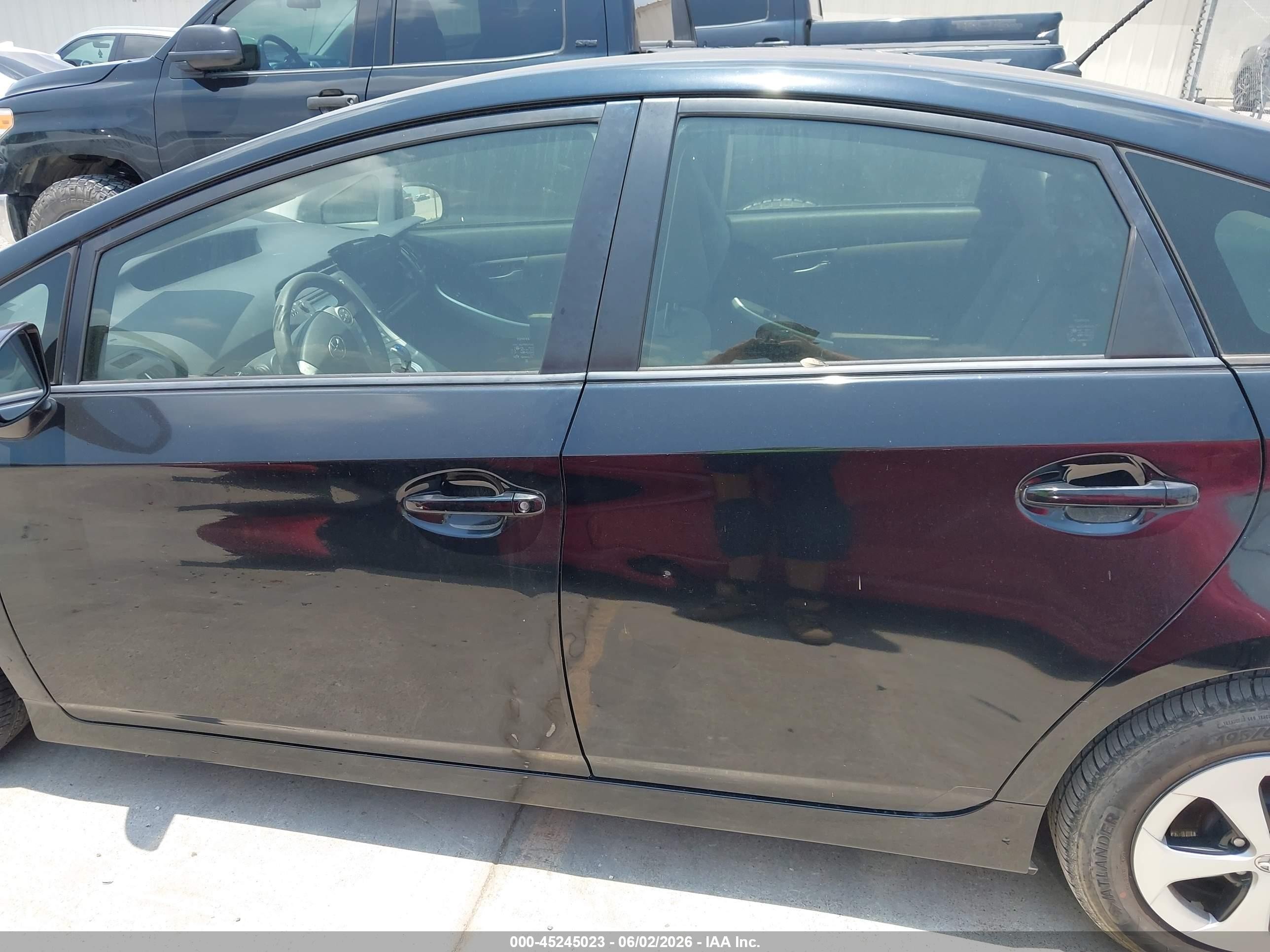 2012 Toyota Prius   Черный vin: JTDKN3DU2C5448000