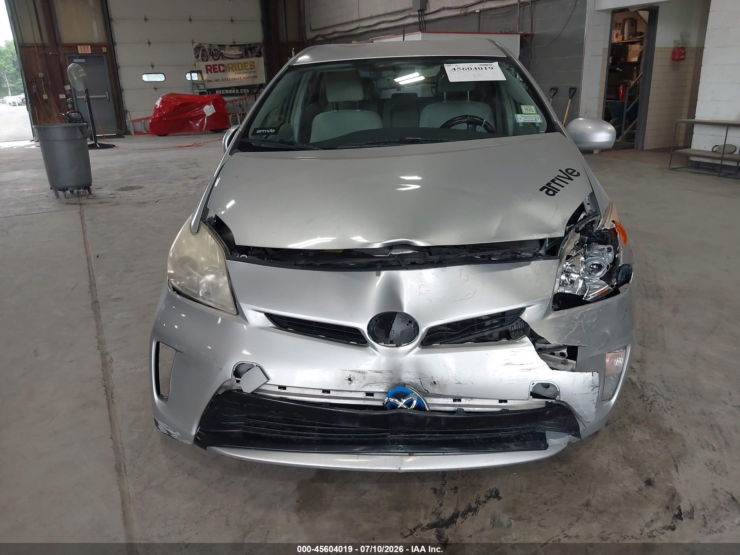 2012 Toyota Prius Two Gray vin: JTDKN3DU2C5455612