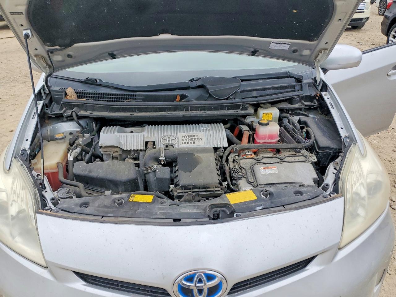 2012 Toyota Prius Two Серебряный vin: JTDKN3DU2C5458817