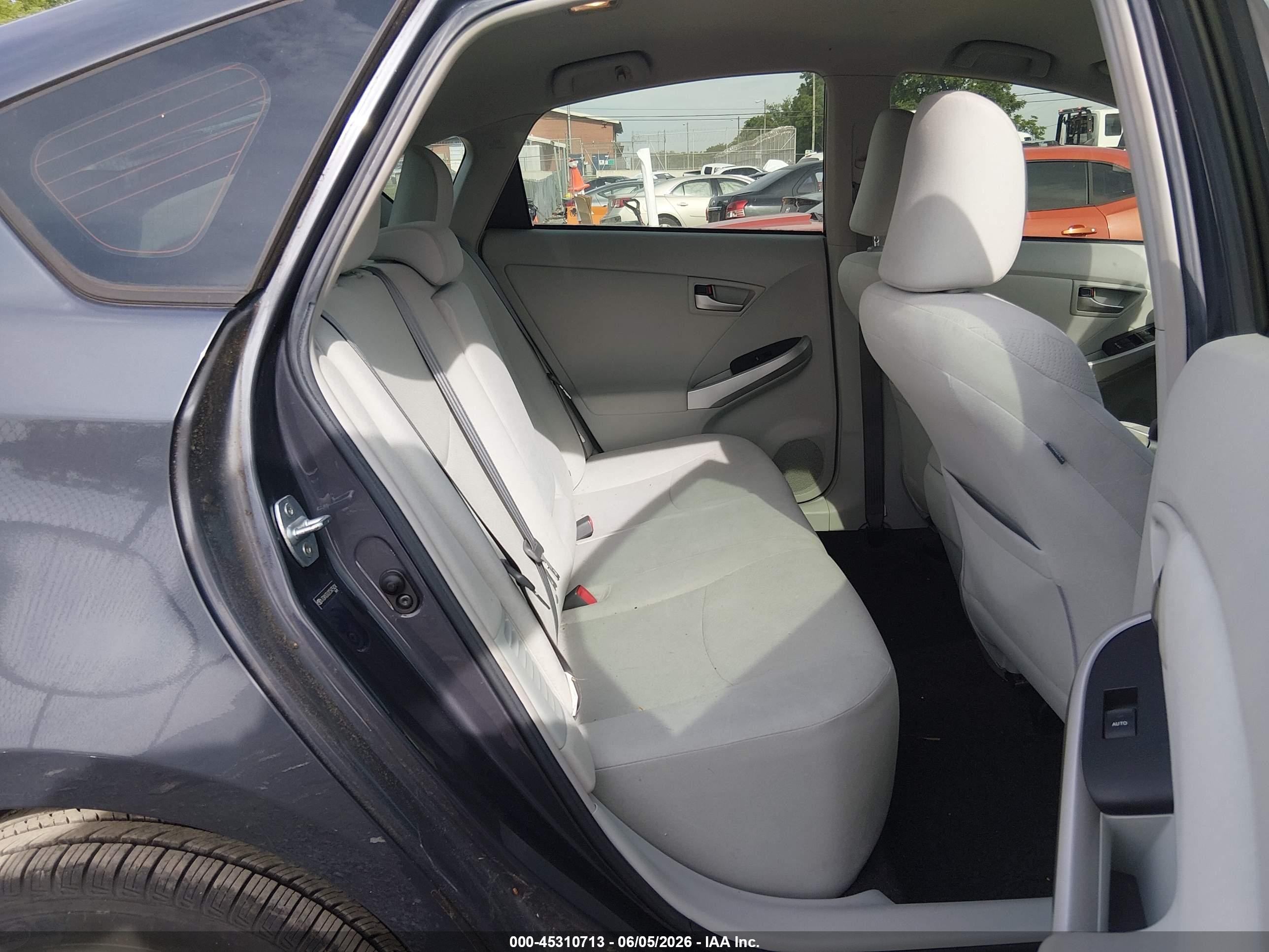 2012 Toyota Prius Three Gray vin: JTDKN3DU2C5475424