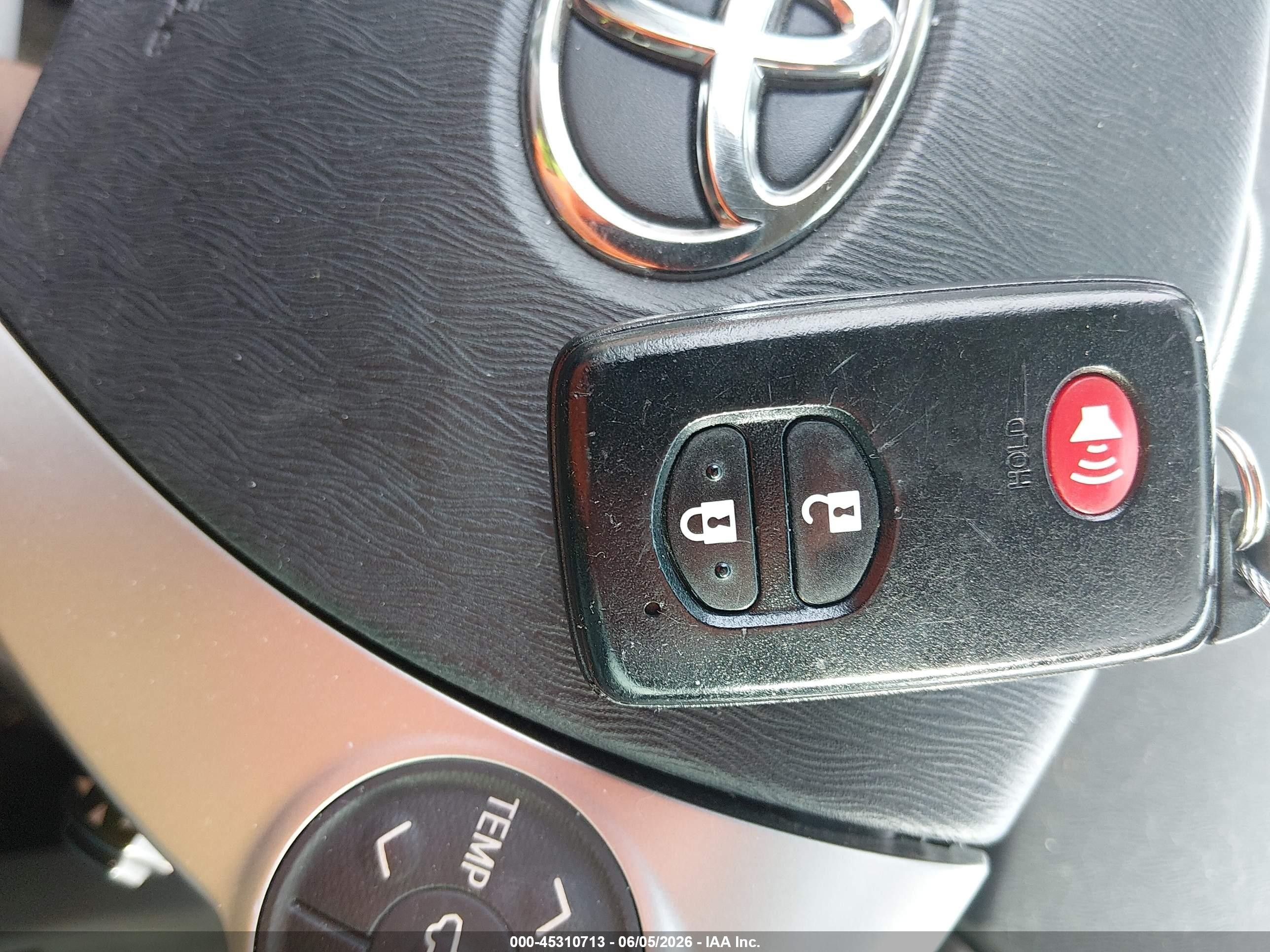 2012 Toyota Prius Three Gray vin: JTDKN3DU2C5475424