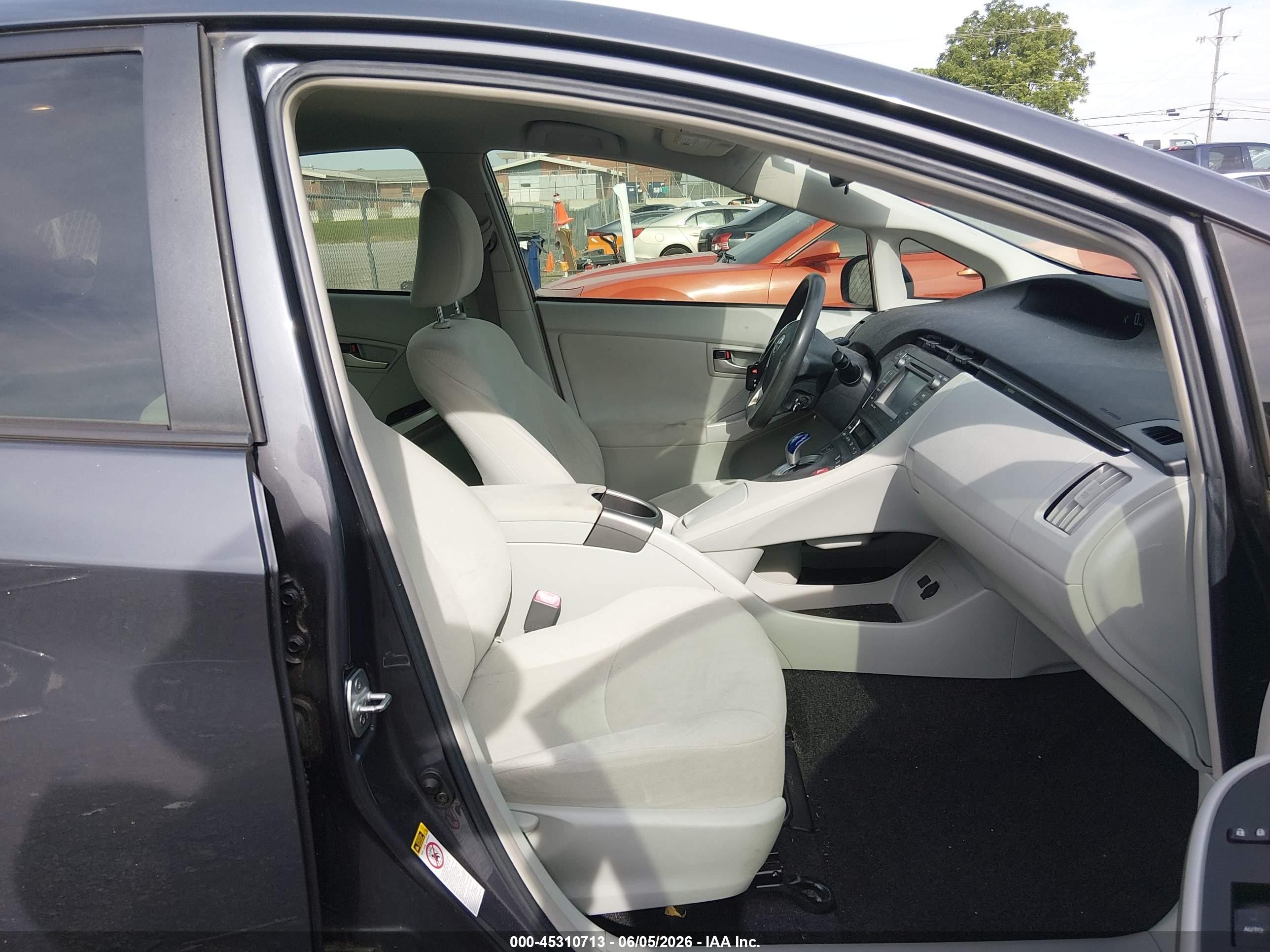 2012 Toyota Prius Three Gray vin: JTDKN3DU2C5475424