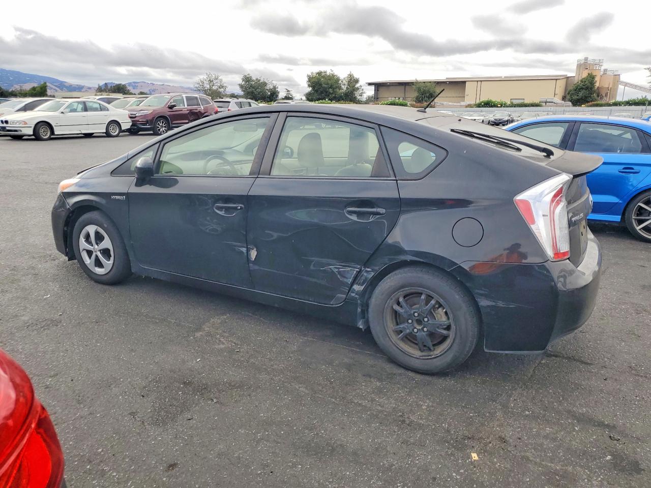 2012 Toyota Prius Two Черный vin: JTDKN3DU2C5522015