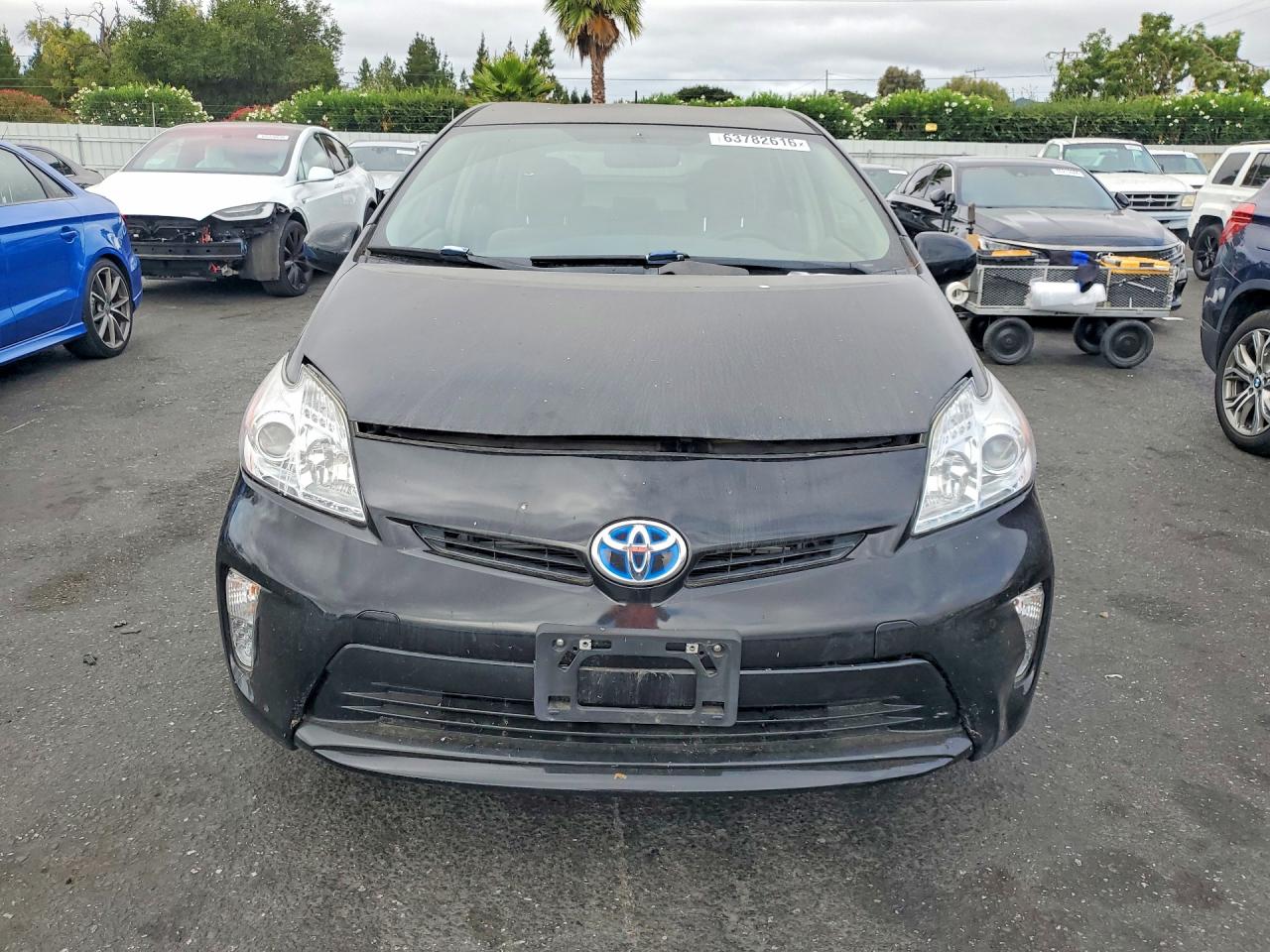 2012 Toyota Prius Two Черный vin: JTDKN3DU2C5522015