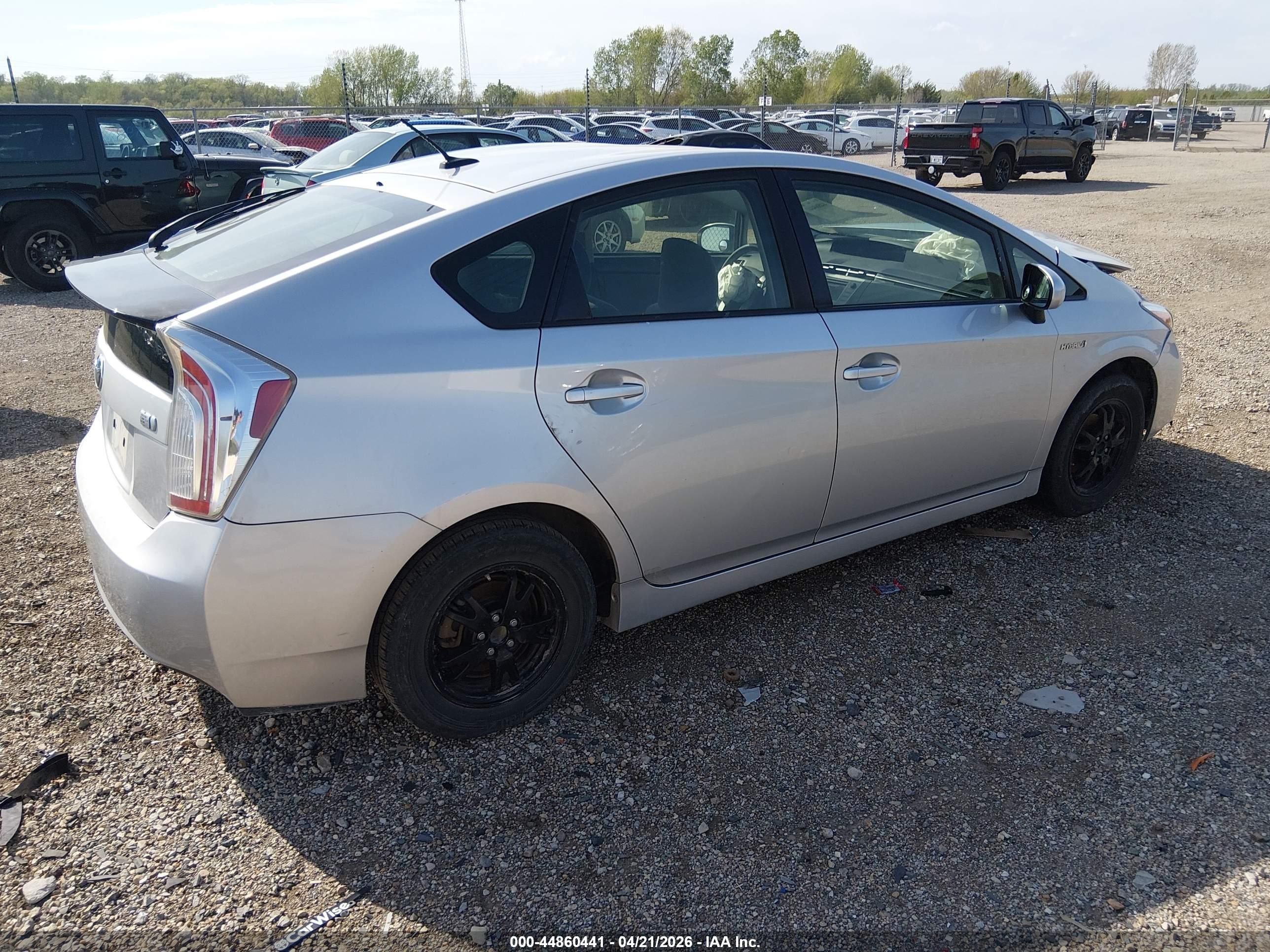 2013 Toyota Prius Three Silver vin: JTDKN3DU2D0342080